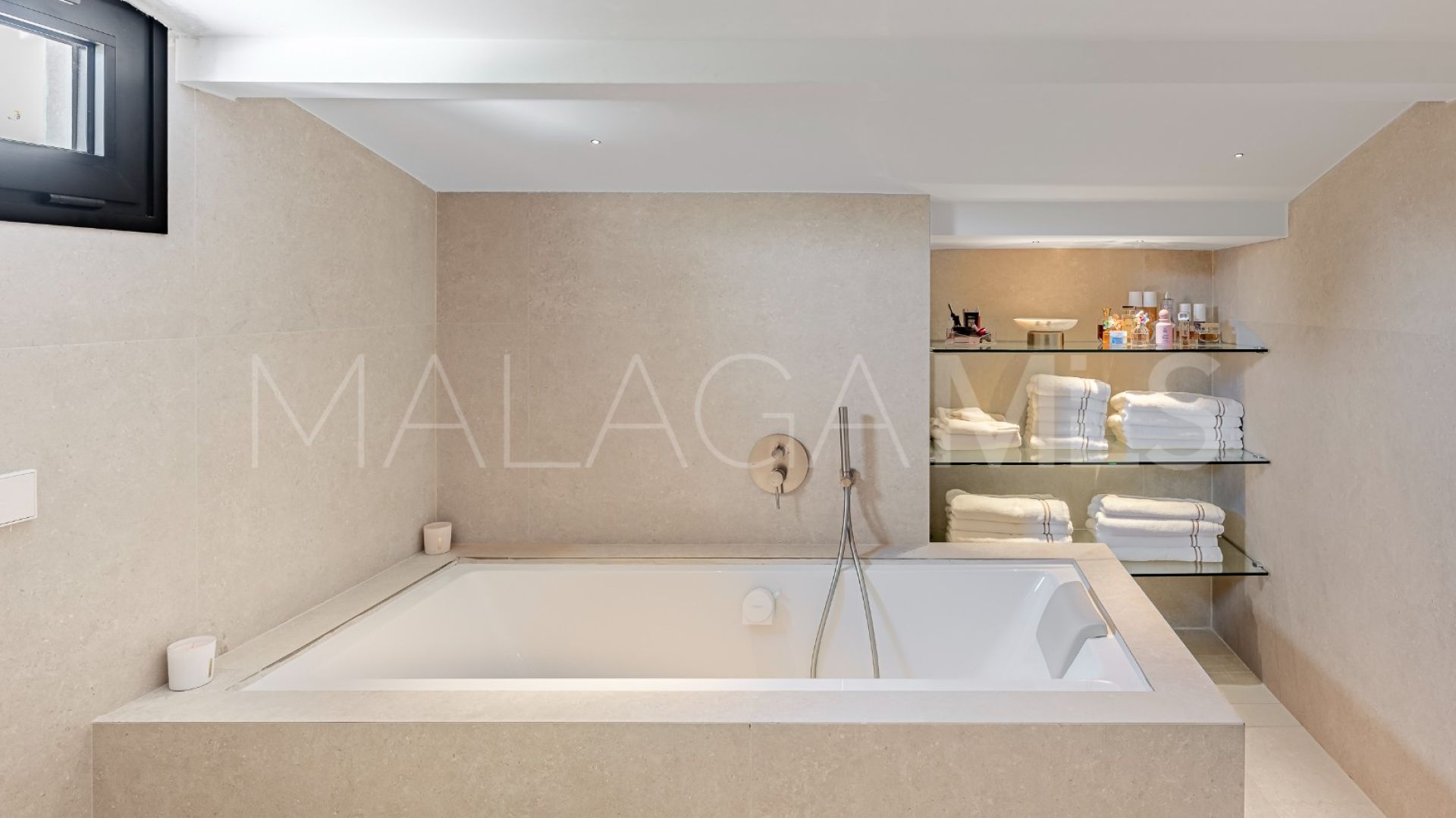 Zweistöckiges penthouse for sale in Marbella - Puerto Banus