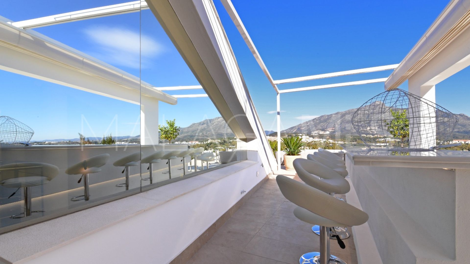Los Naranjos villa for sale