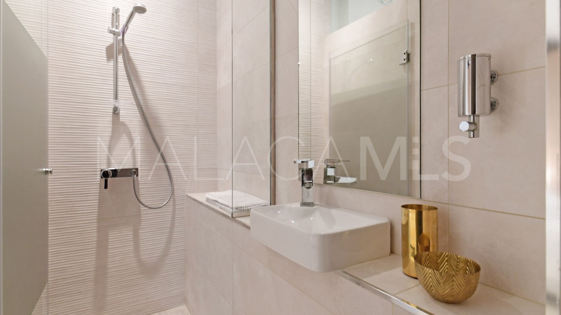 Los Naranjos villa for sale