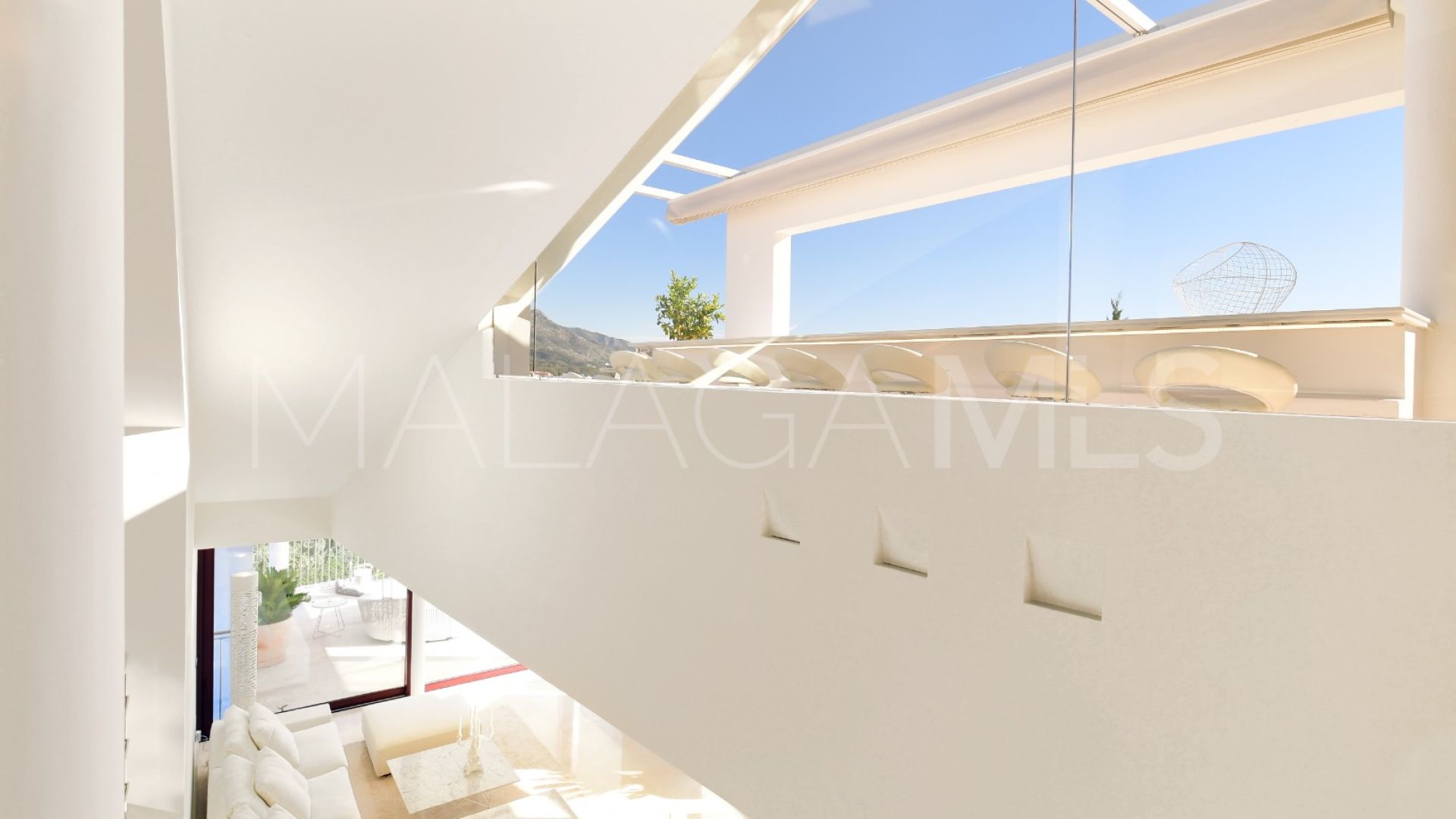 Los Naranjos villa for sale