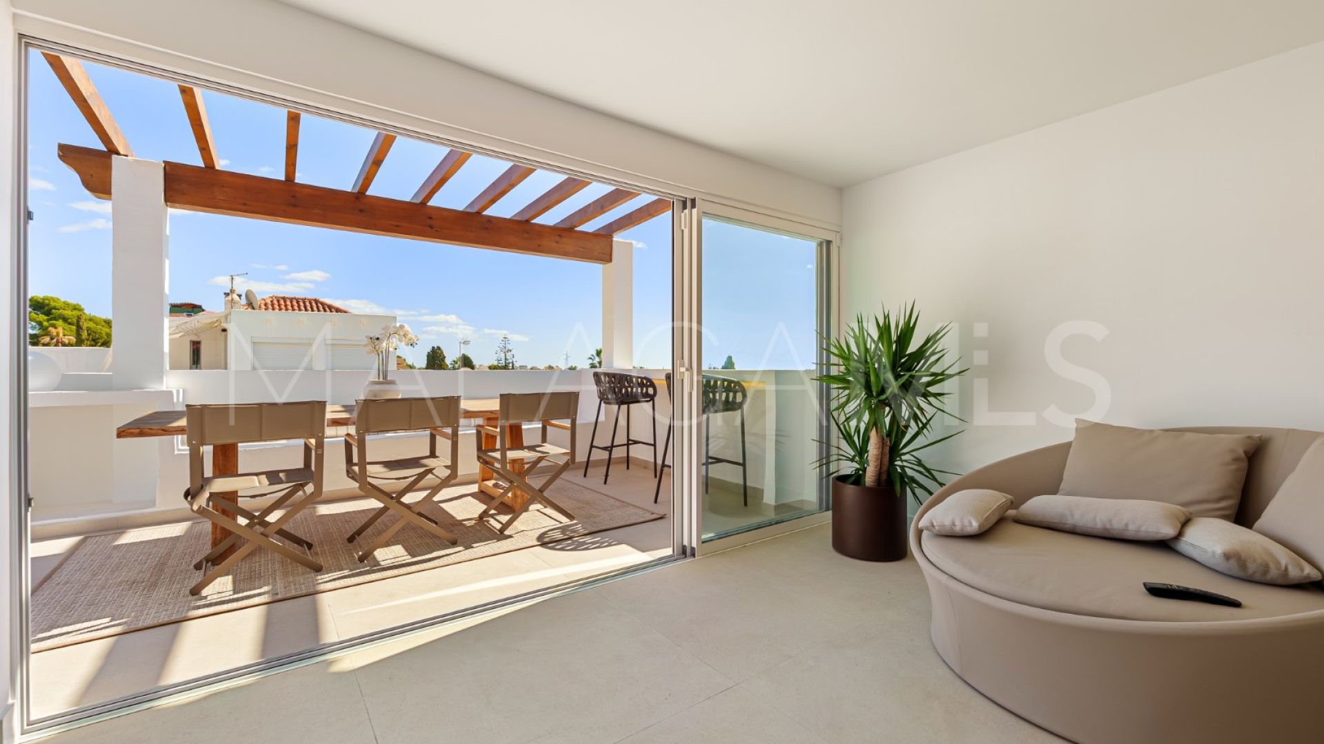 Radhus for sale in Marbella Golden Mile