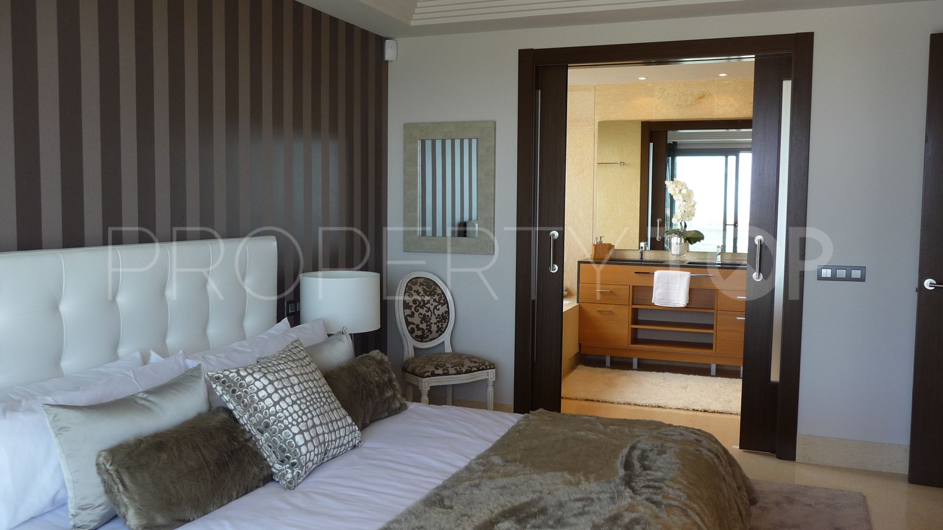 Apartamento con 2 dormitorios en venta en Los Arrayanes Golf