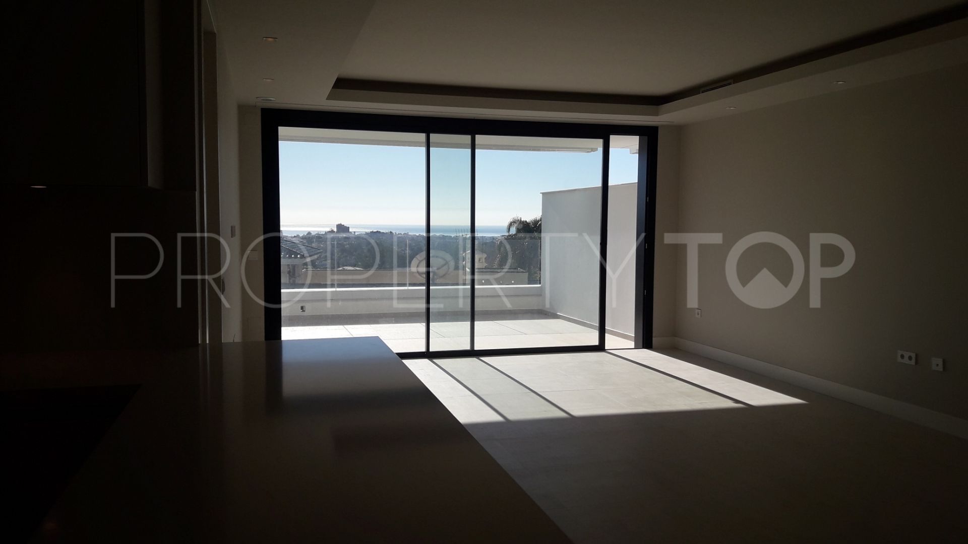 Apartamento a la venta en Nueva Andalucia de 3 dormitorios