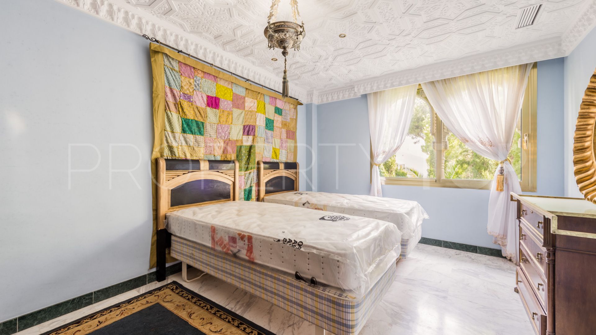 Torrenueva 8 bedrooms villa for sale