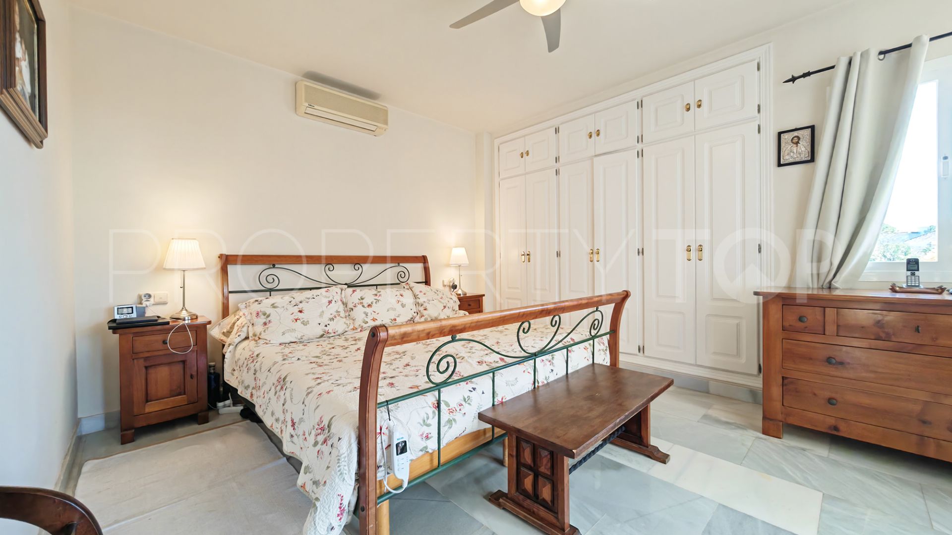 Villa en venta de 4 dormitorios en El Rosario