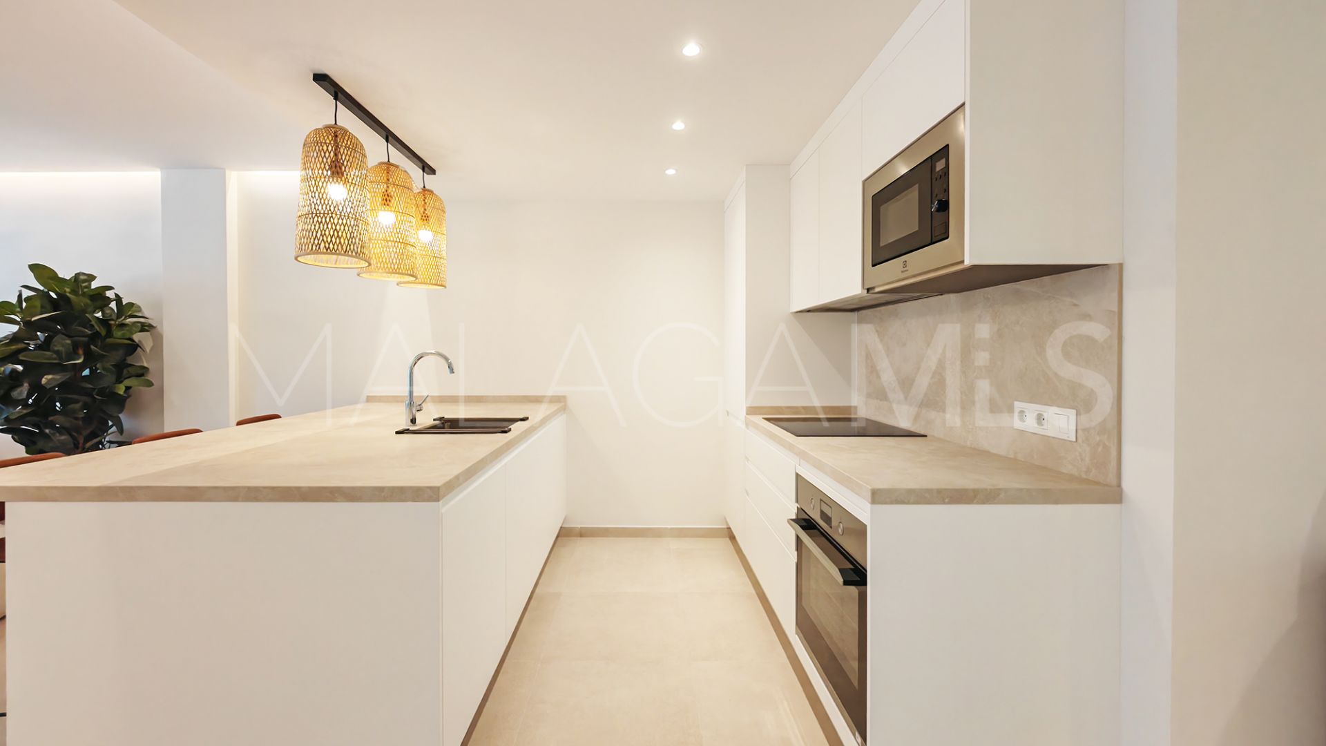 Se vende apartamento planta baja with 3 bedrooms in La Maestranza