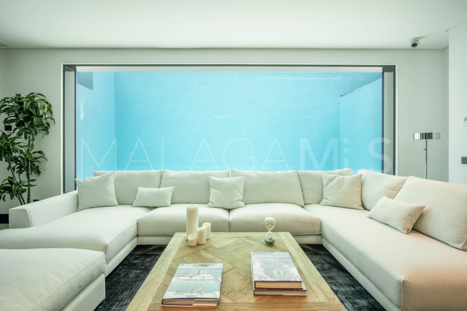 Villa for sale in Marbella Golden Mile