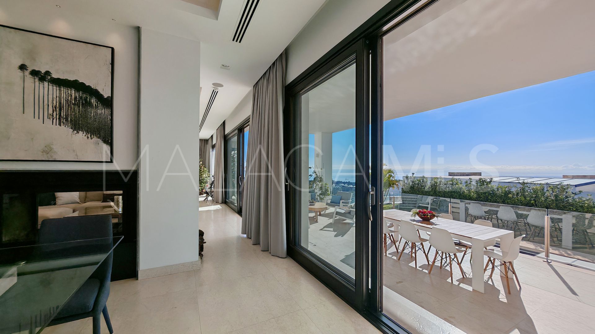 Villa for sale in Los Altos de los Monteros