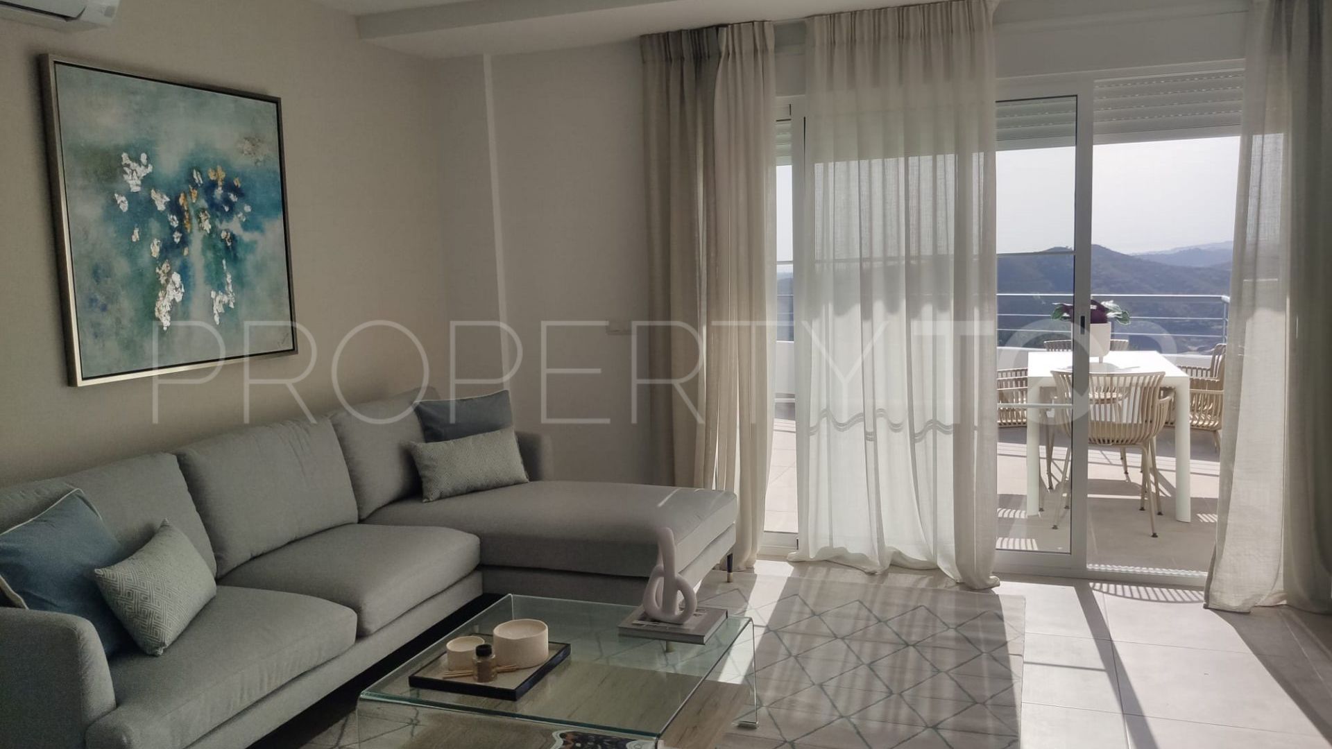 Comprar apartamento en Cerros del Lago de 1 dormitorio