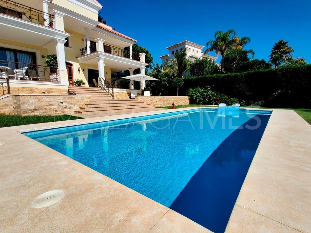 Buy Hacienda las Chapas 5 bedrooms villa