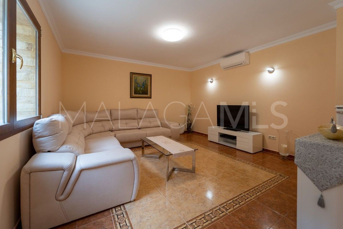 Buy Hacienda las Chapas 5 bedrooms villa