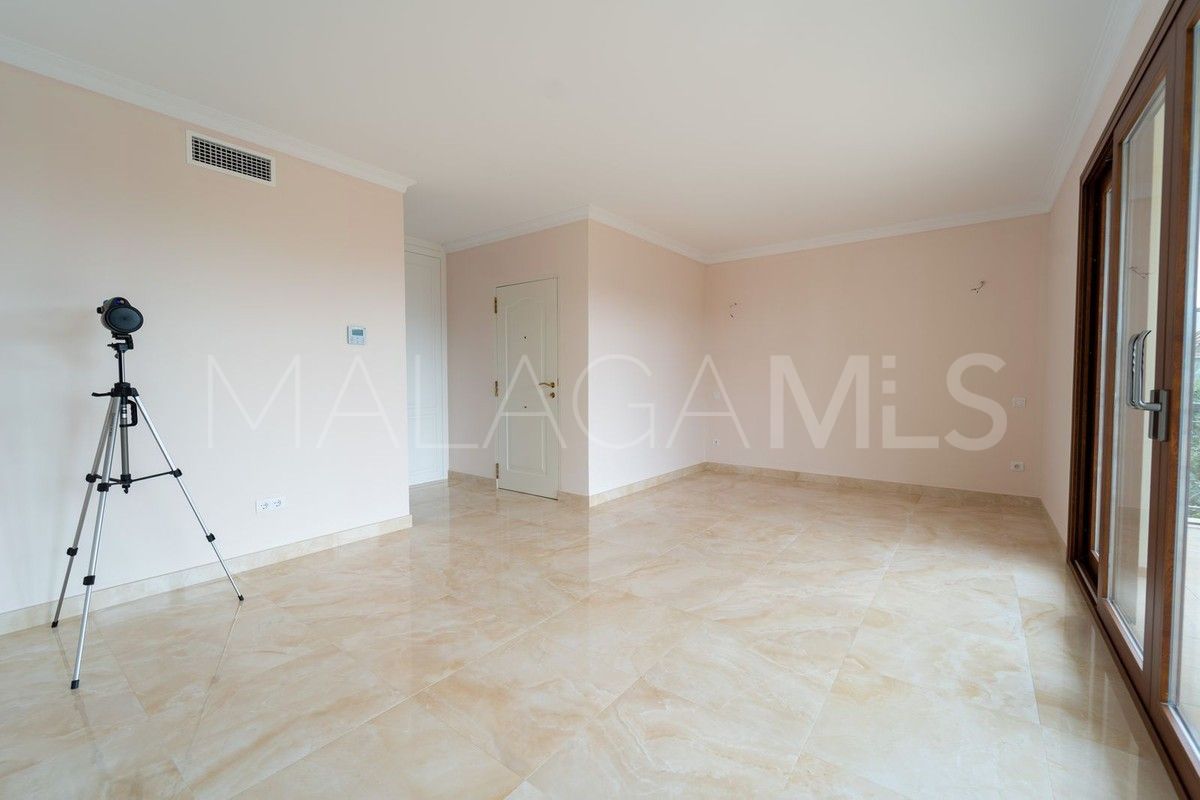 Buy Hacienda las Chapas 5 bedrooms villa