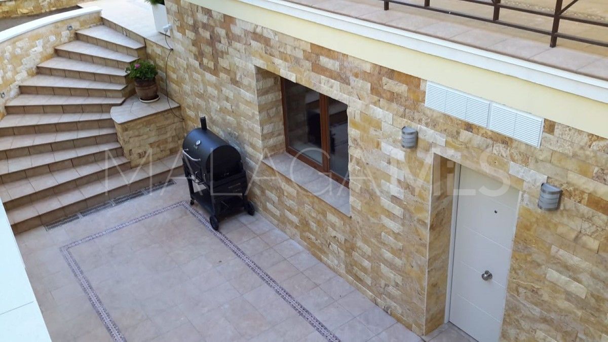 Buy Hacienda las Chapas 5 bedrooms villa