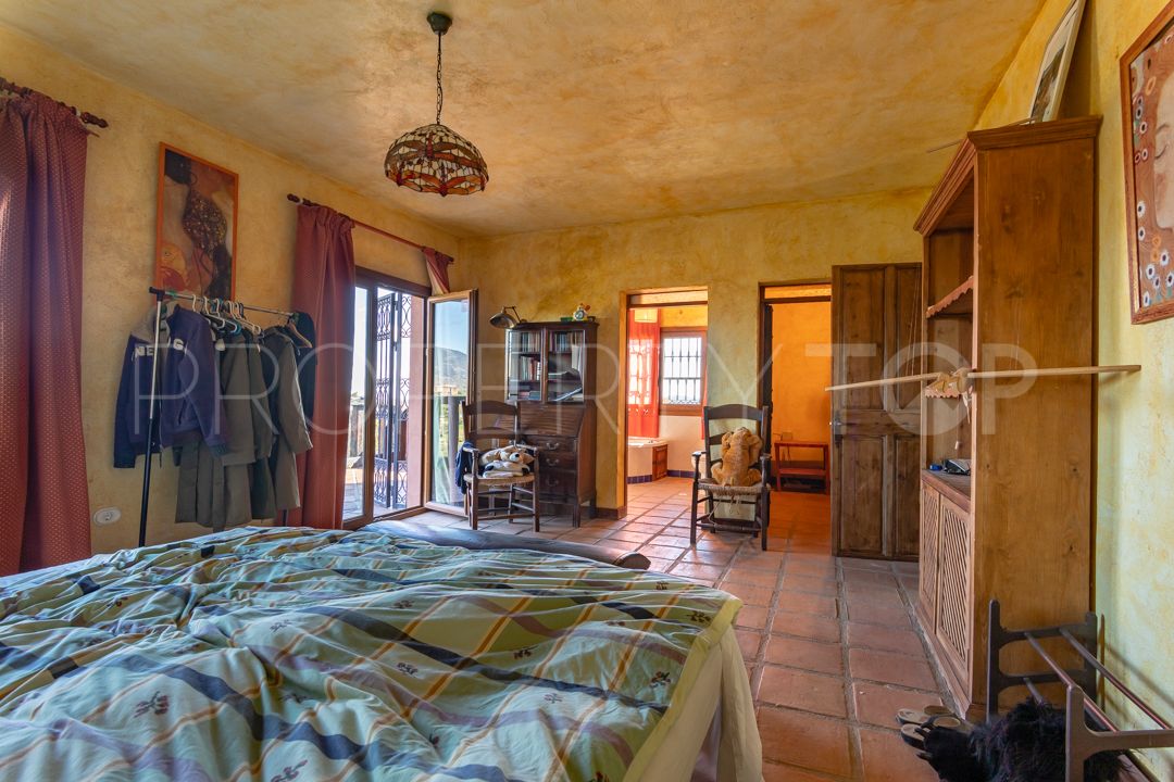 For sale Entrerrios villa with 4 bedrooms