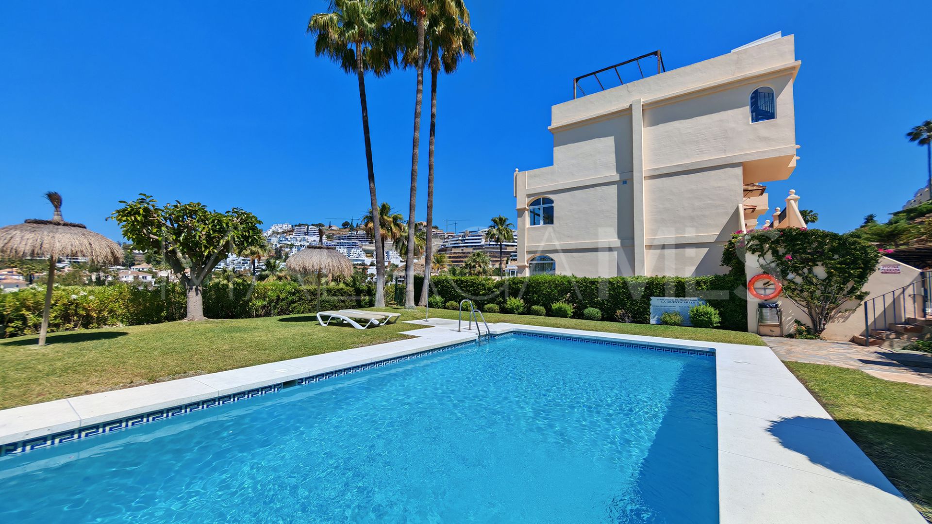 La Quinta Hills duplex penthouse for sale