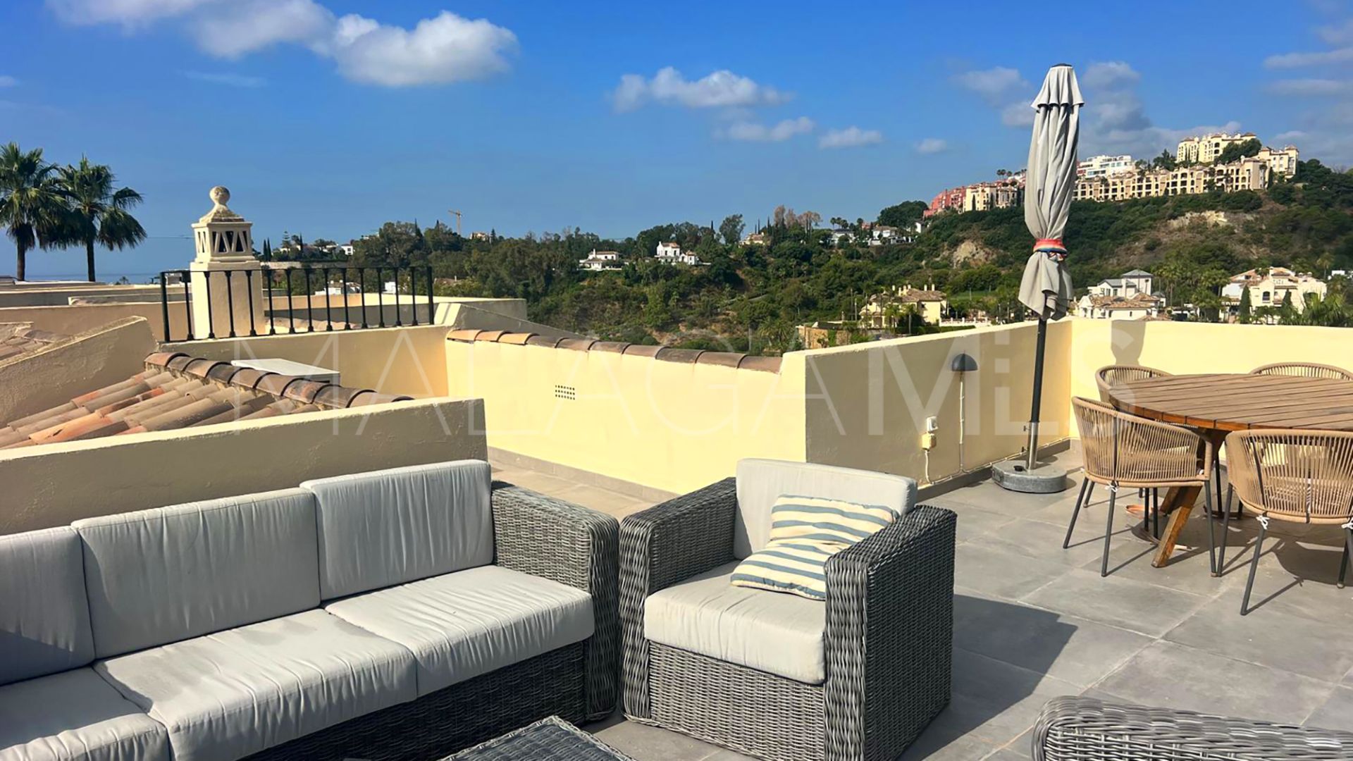 La Quinta Hills duplex penthouse for sale