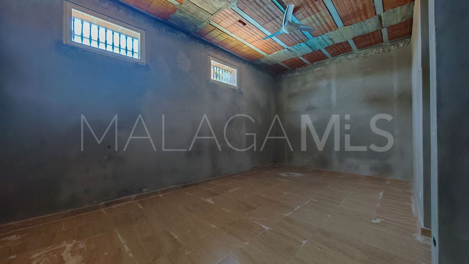 4 bedrooms villa for sale in Elviria
