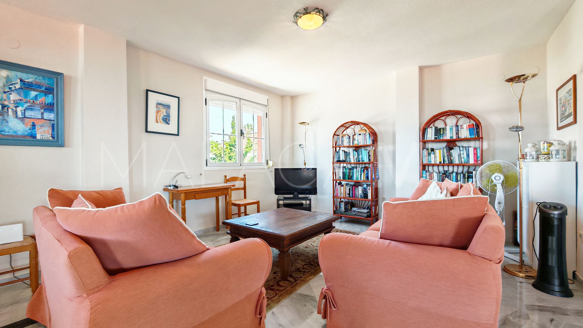 Tvåvåningslägenhet for sale in Marbella City