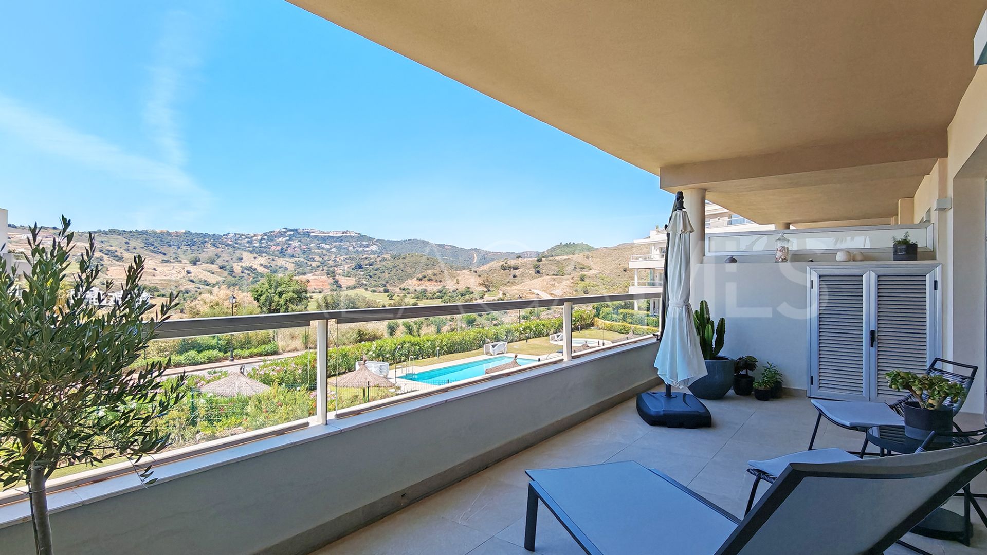 Buy apartamento in Cala de Mijas