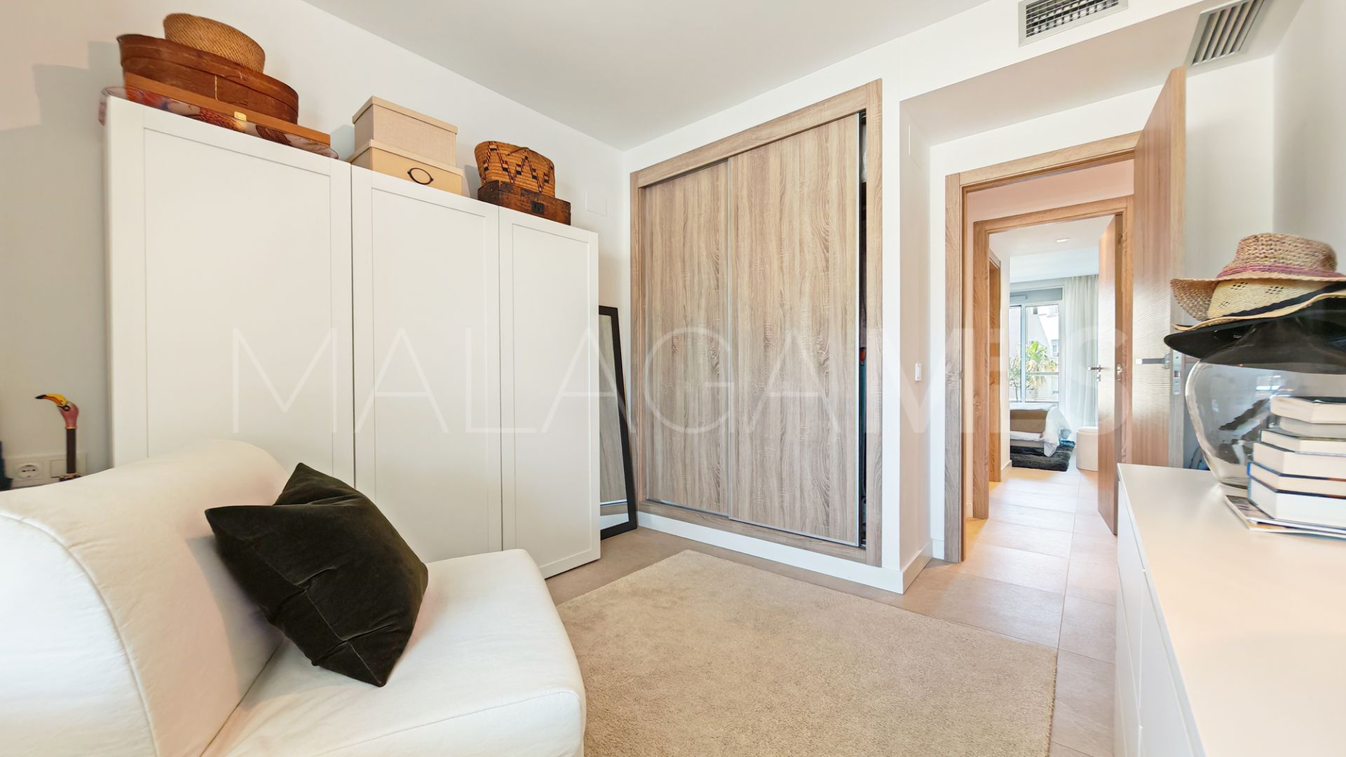 Buy apartamento in Cala de Mijas
