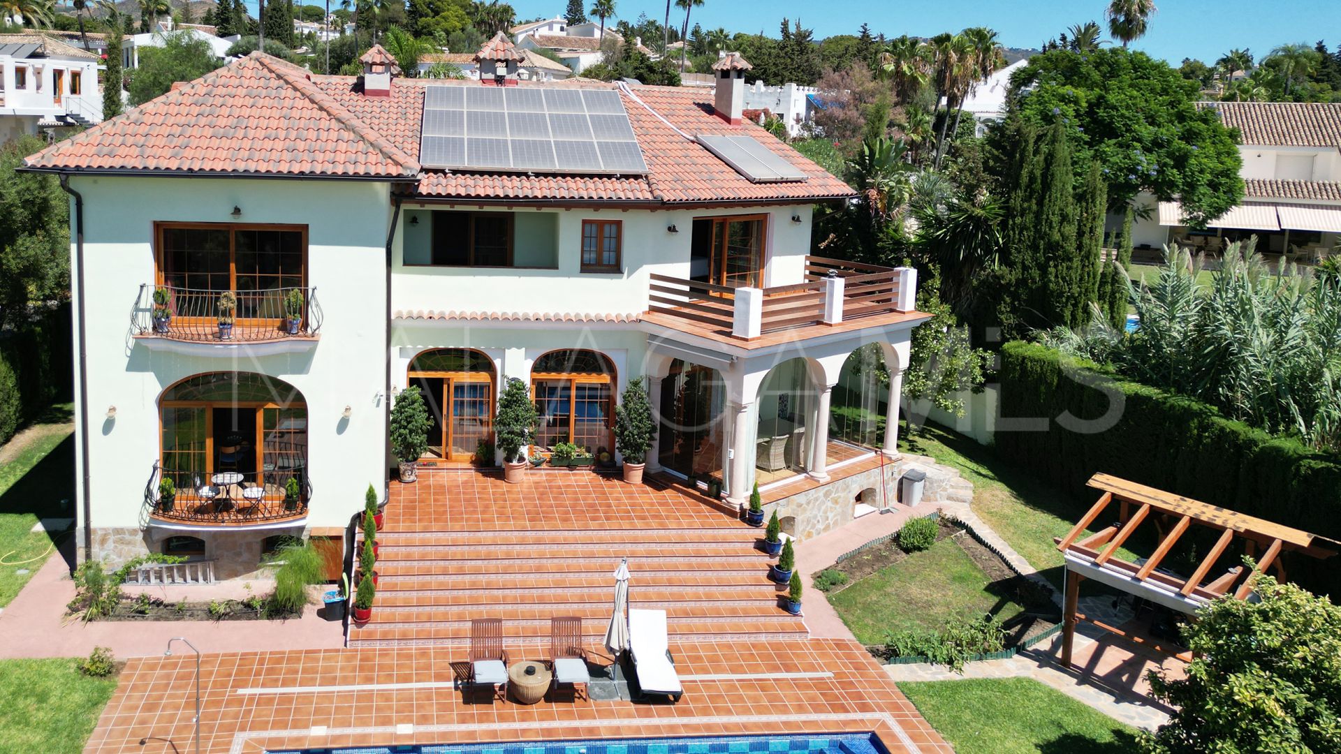 Villa for sale in El Rosario with 6 bedrooms