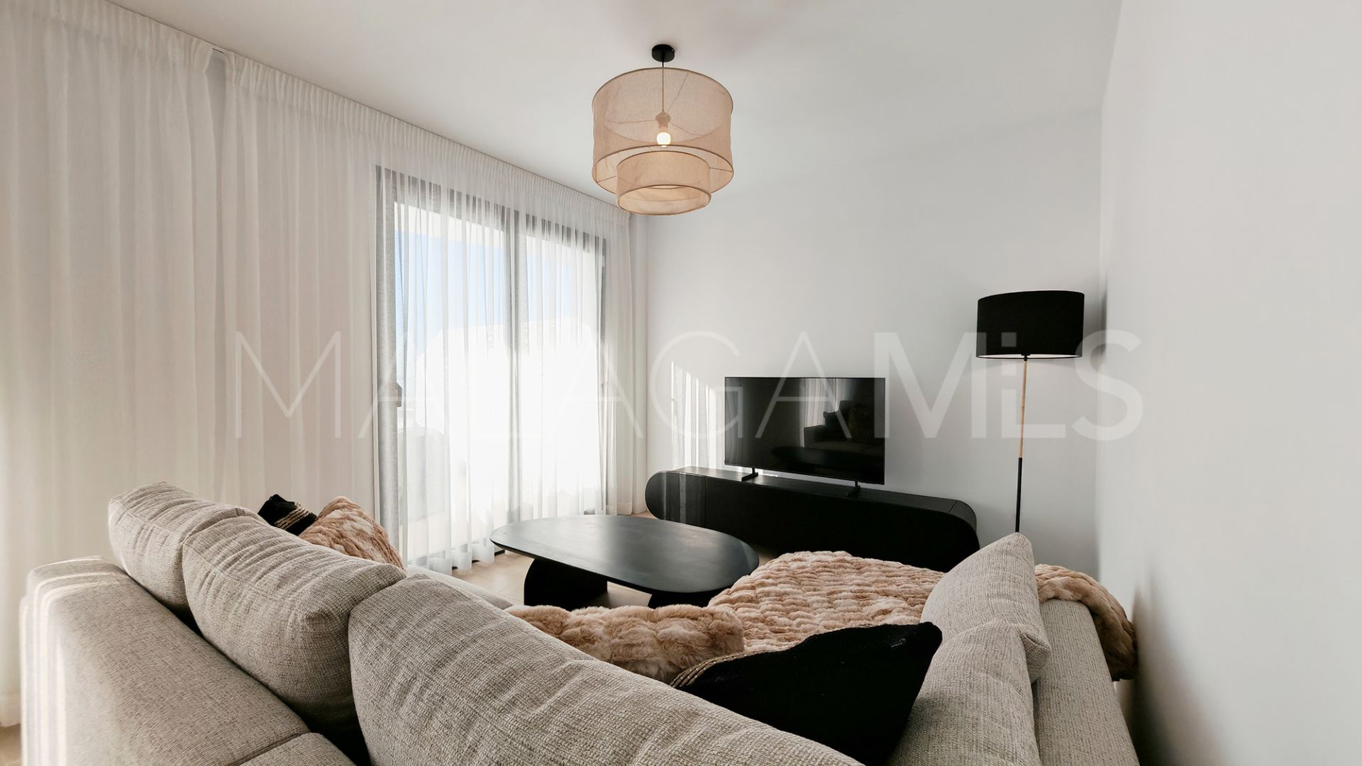 Buy atico duplex in Estepona de 4 bedrooms