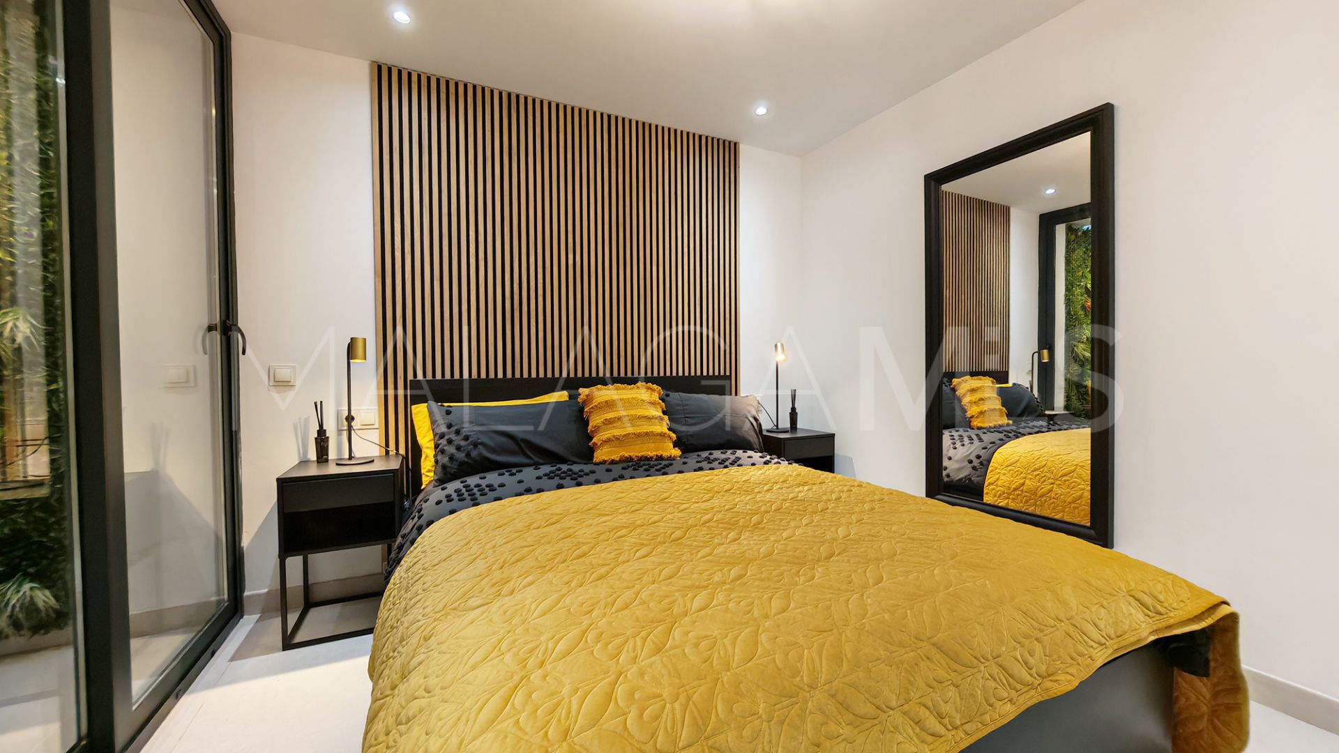 Villa for sale in La Resina Golf