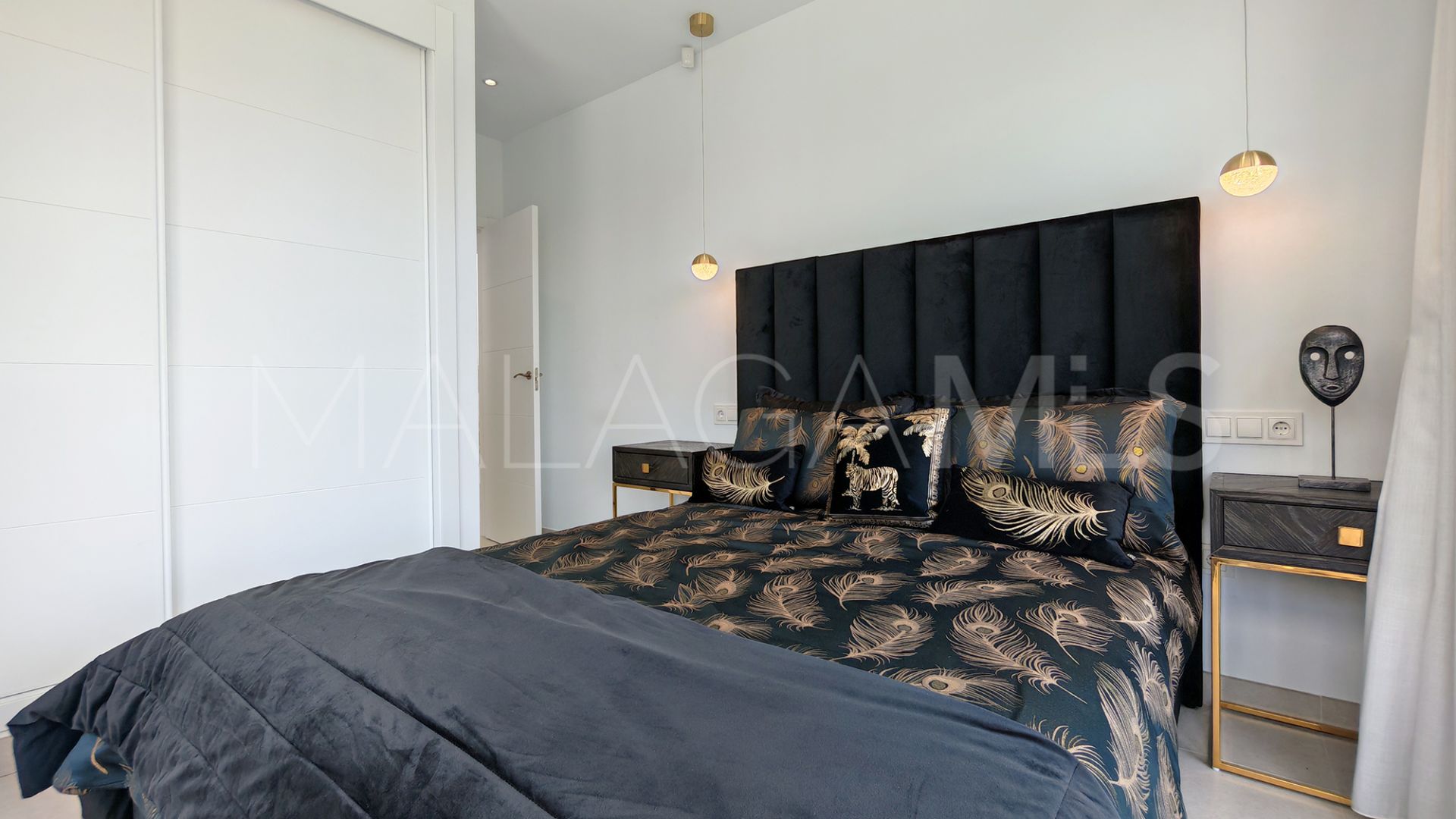 Villa for sale in La Resina Golf