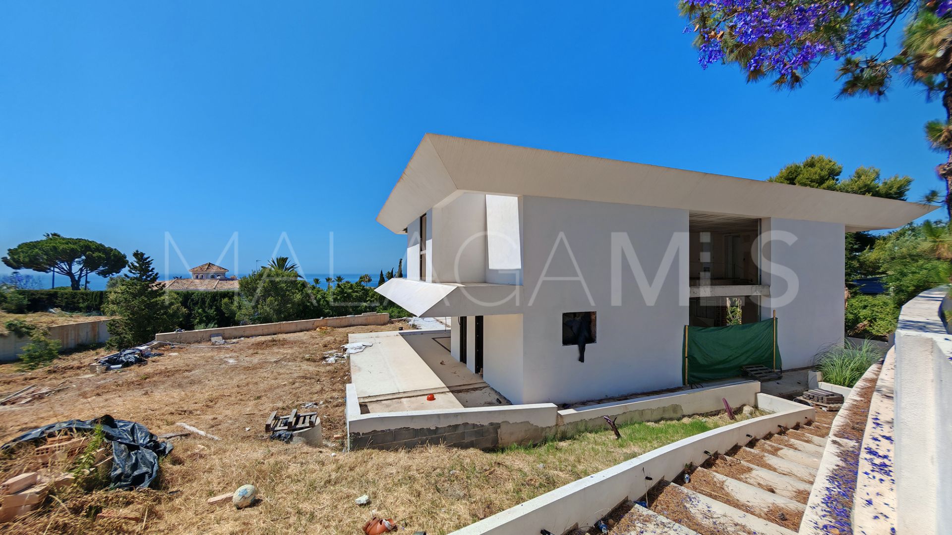 Villa a la venta in Hacienda las Chapas de 6 bedrooms