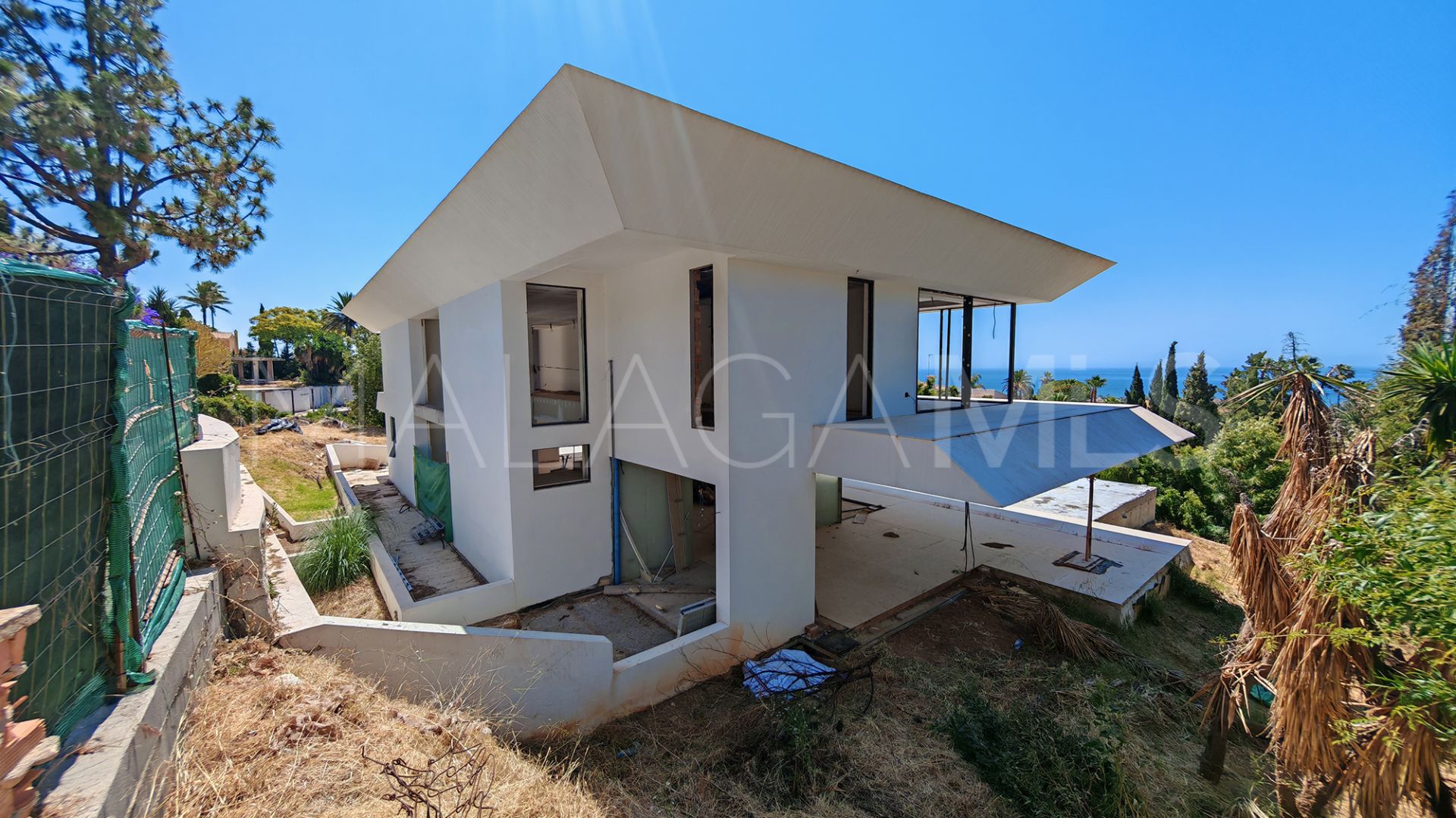 Villa a la venta in Hacienda las Chapas de 6 bedrooms