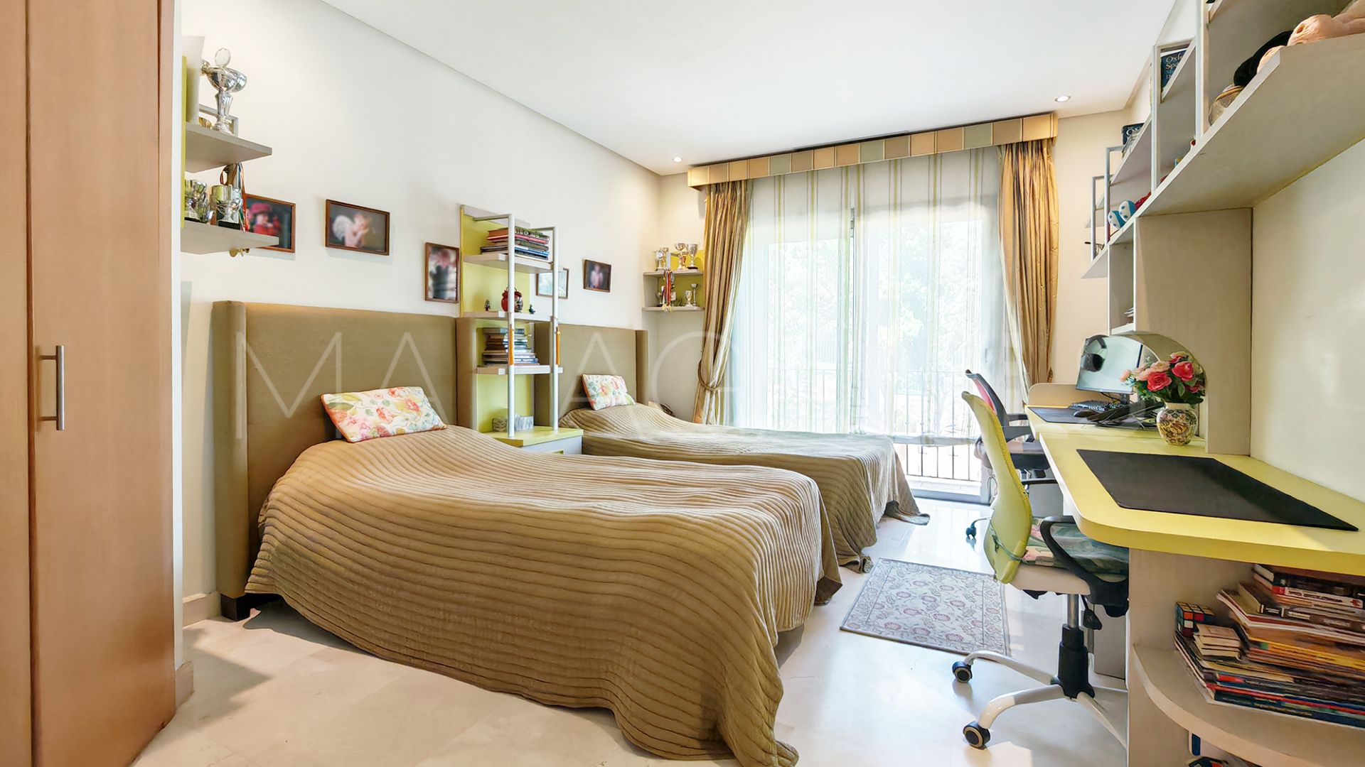 Sierra Blanca apartment for sale