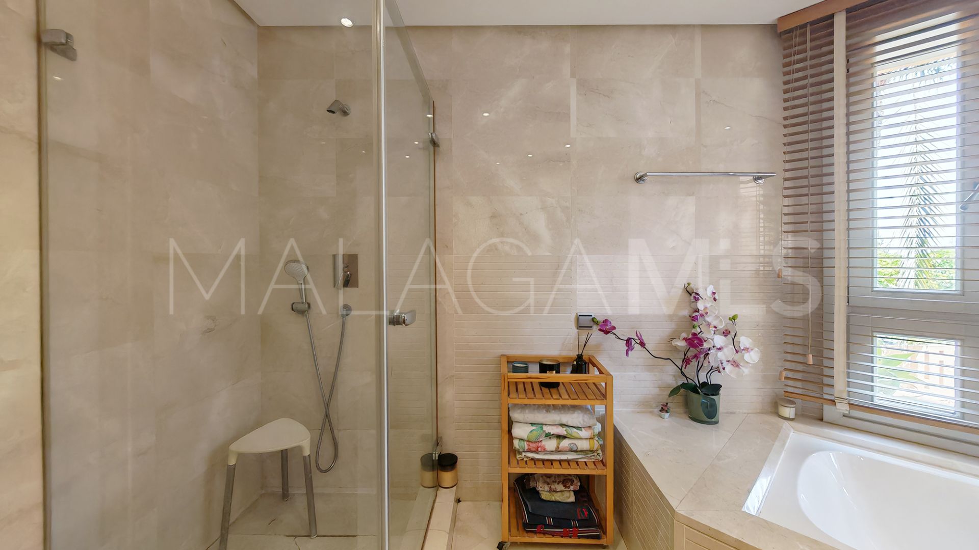 Sierra Blanca apartment for sale