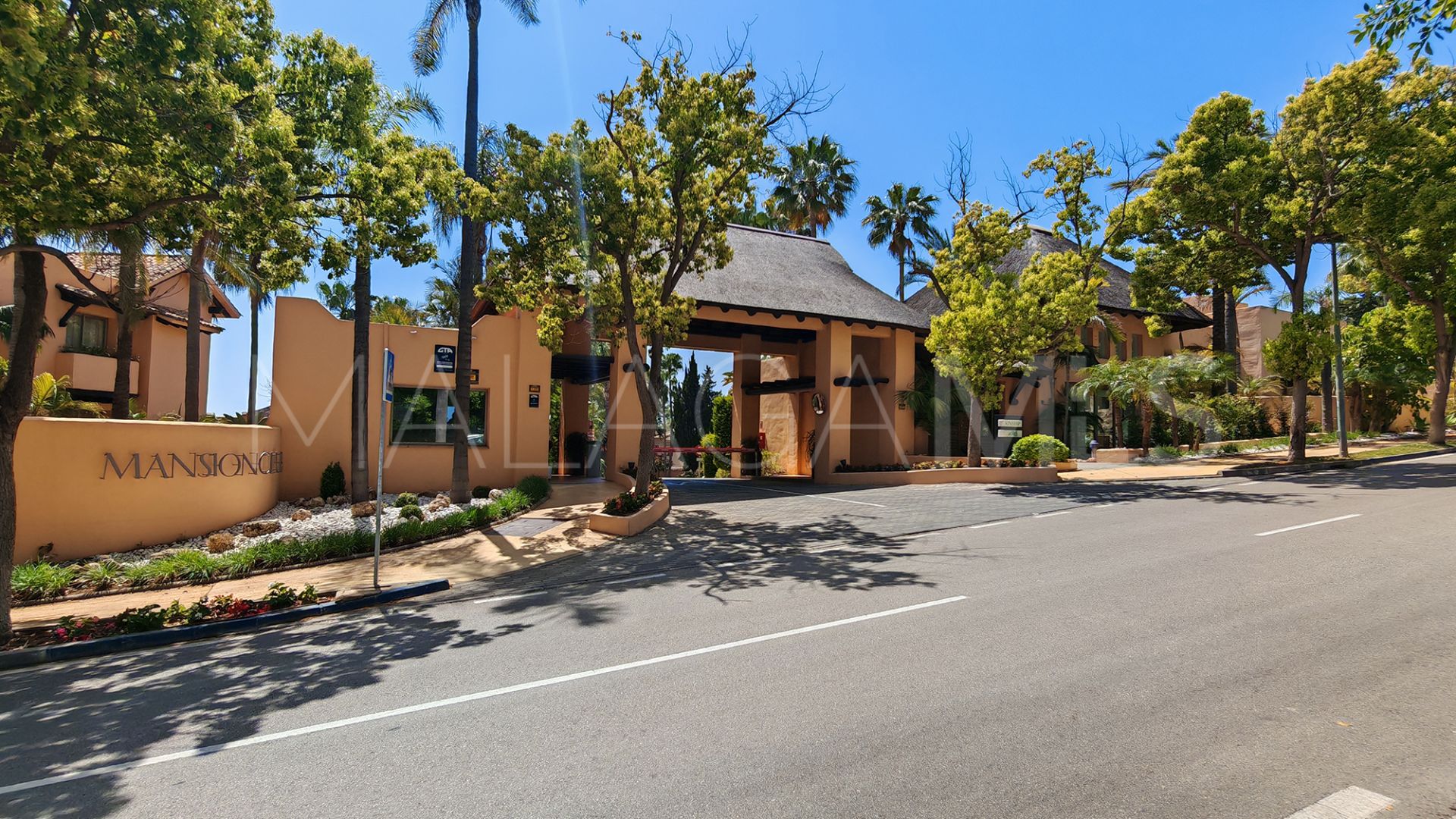 Sierra Blanca apartment for sale