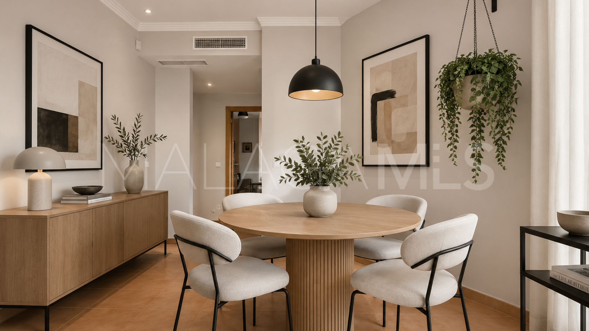 Se vende apartamento with 3 bedrooms in Calahonda