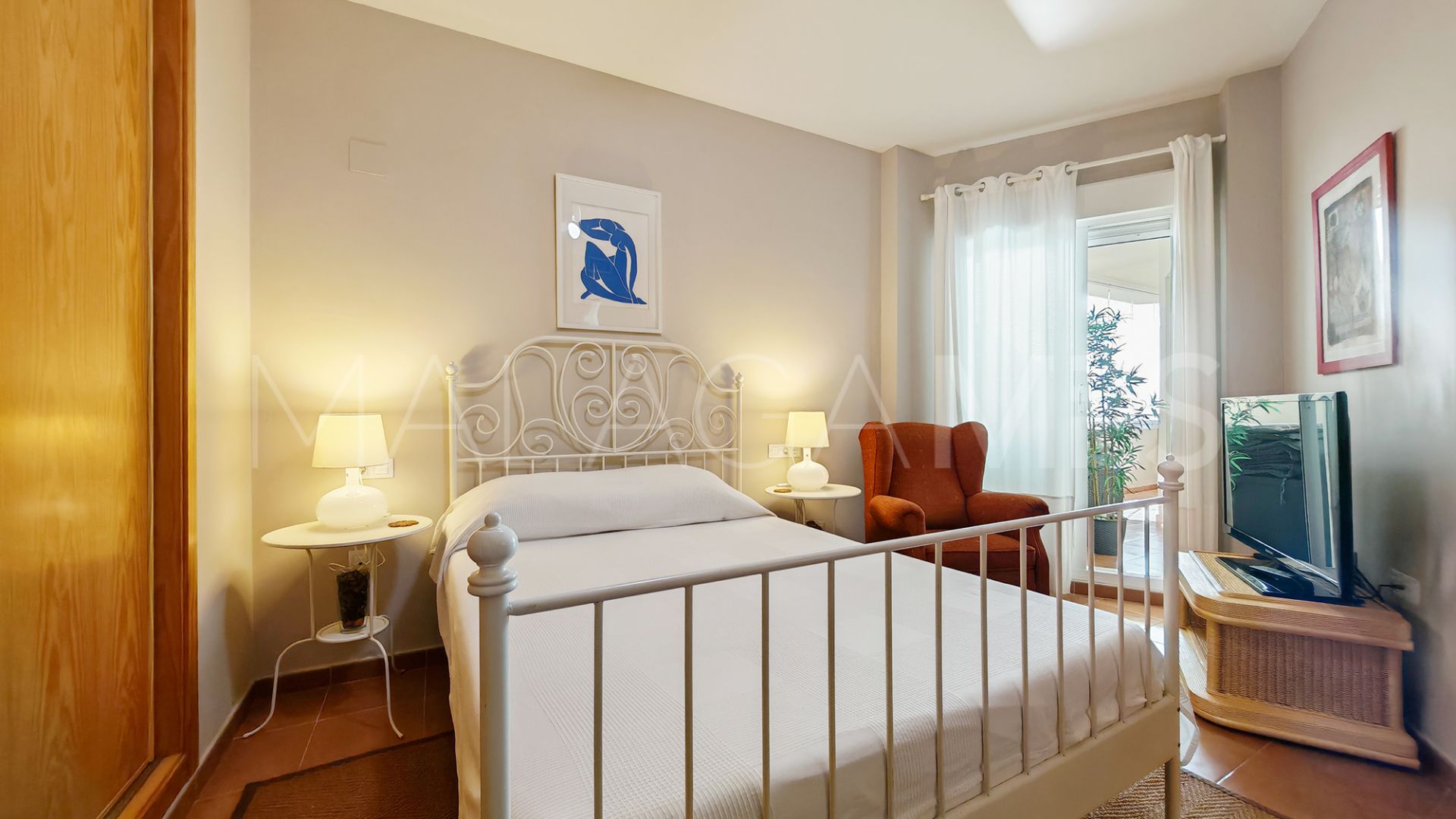 Se vende apartamento with 3 bedrooms in Calahonda