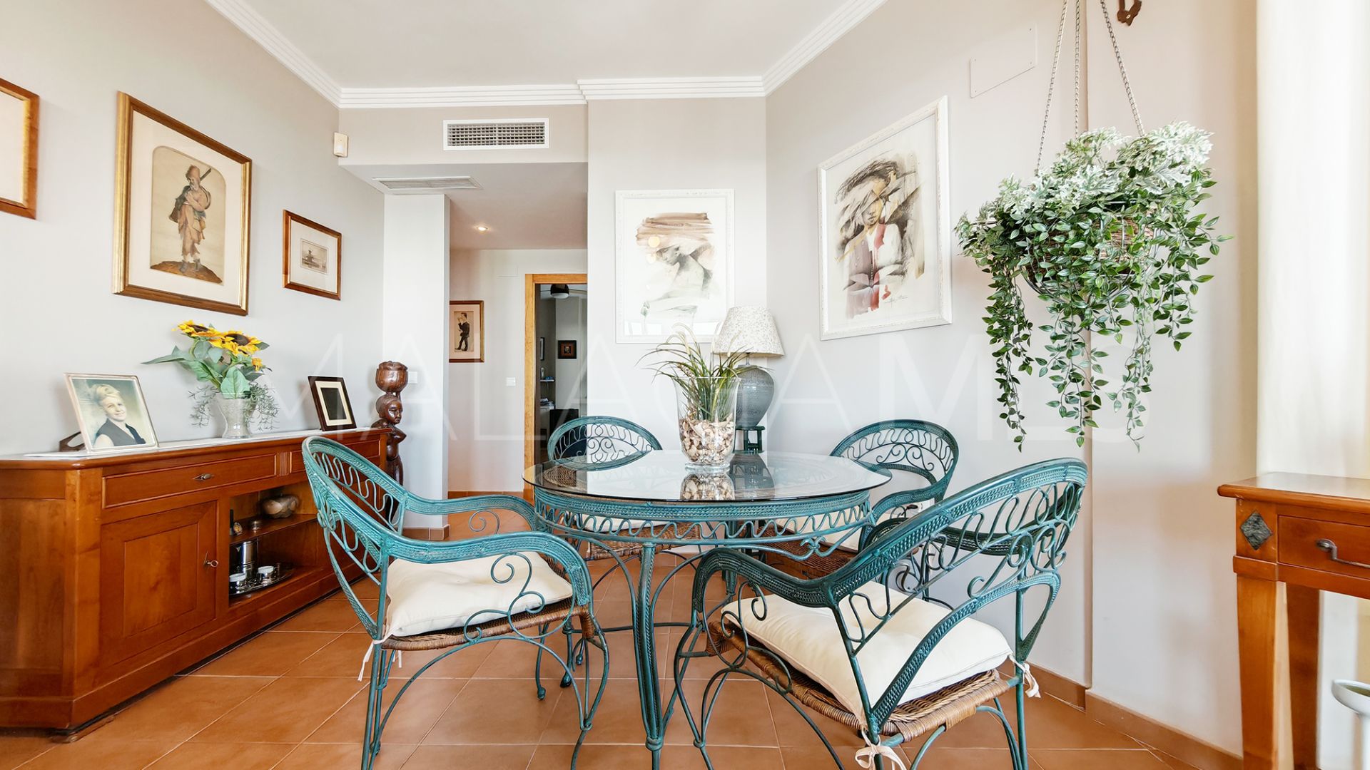 Se vende apartamento with 3 bedrooms in Calahonda
