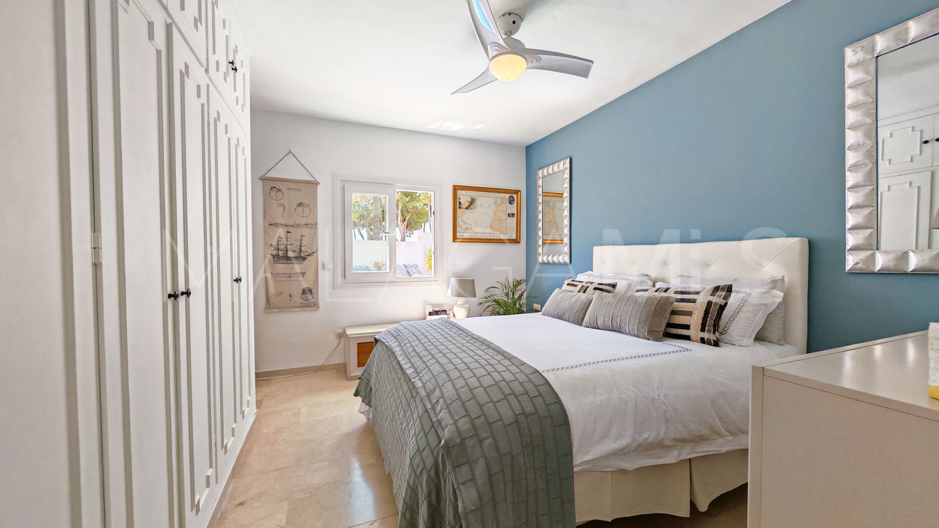For sale Calahonda villa with 3 bedrooms