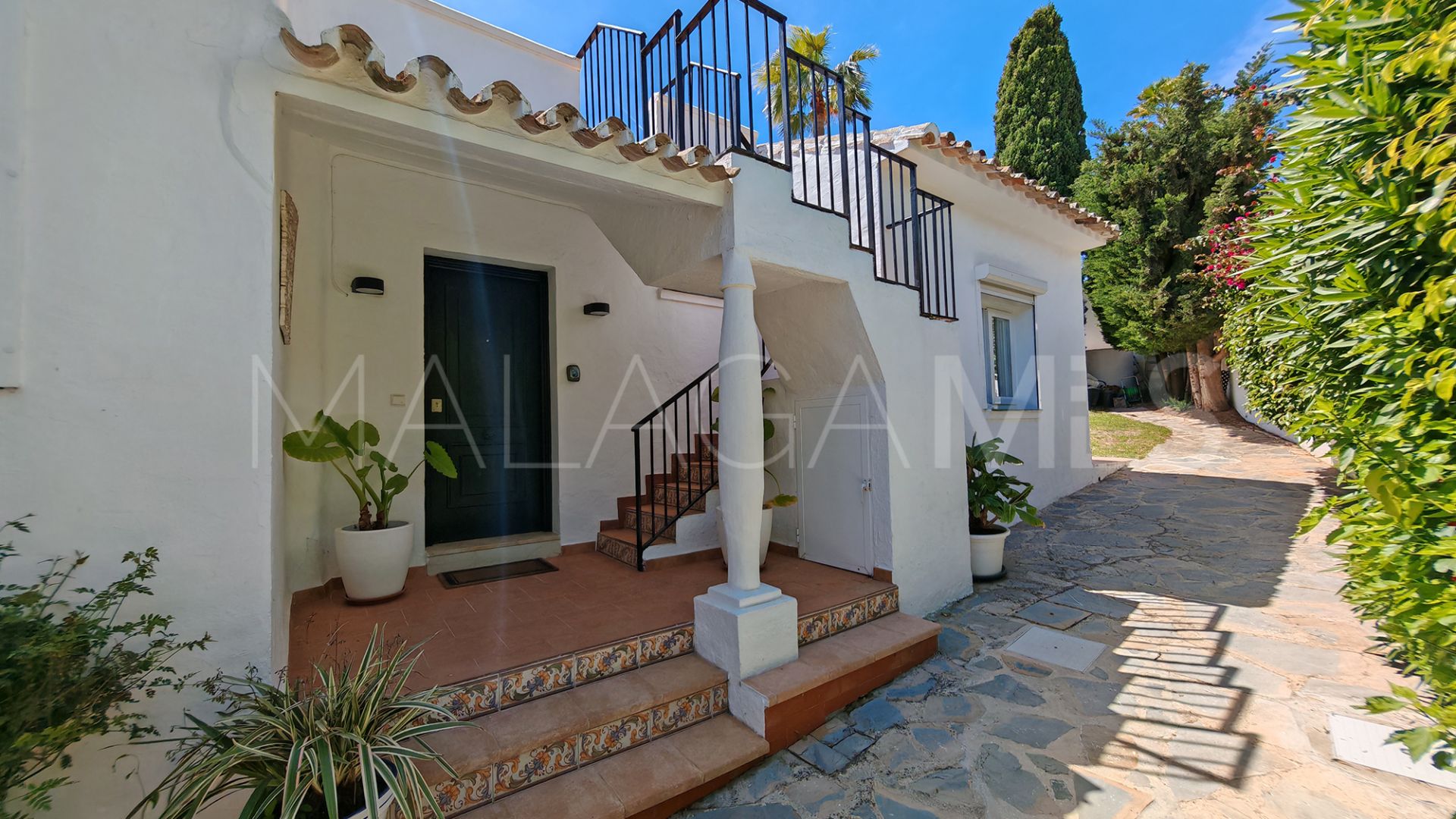 For sale Calahonda villa with 3 bedrooms
