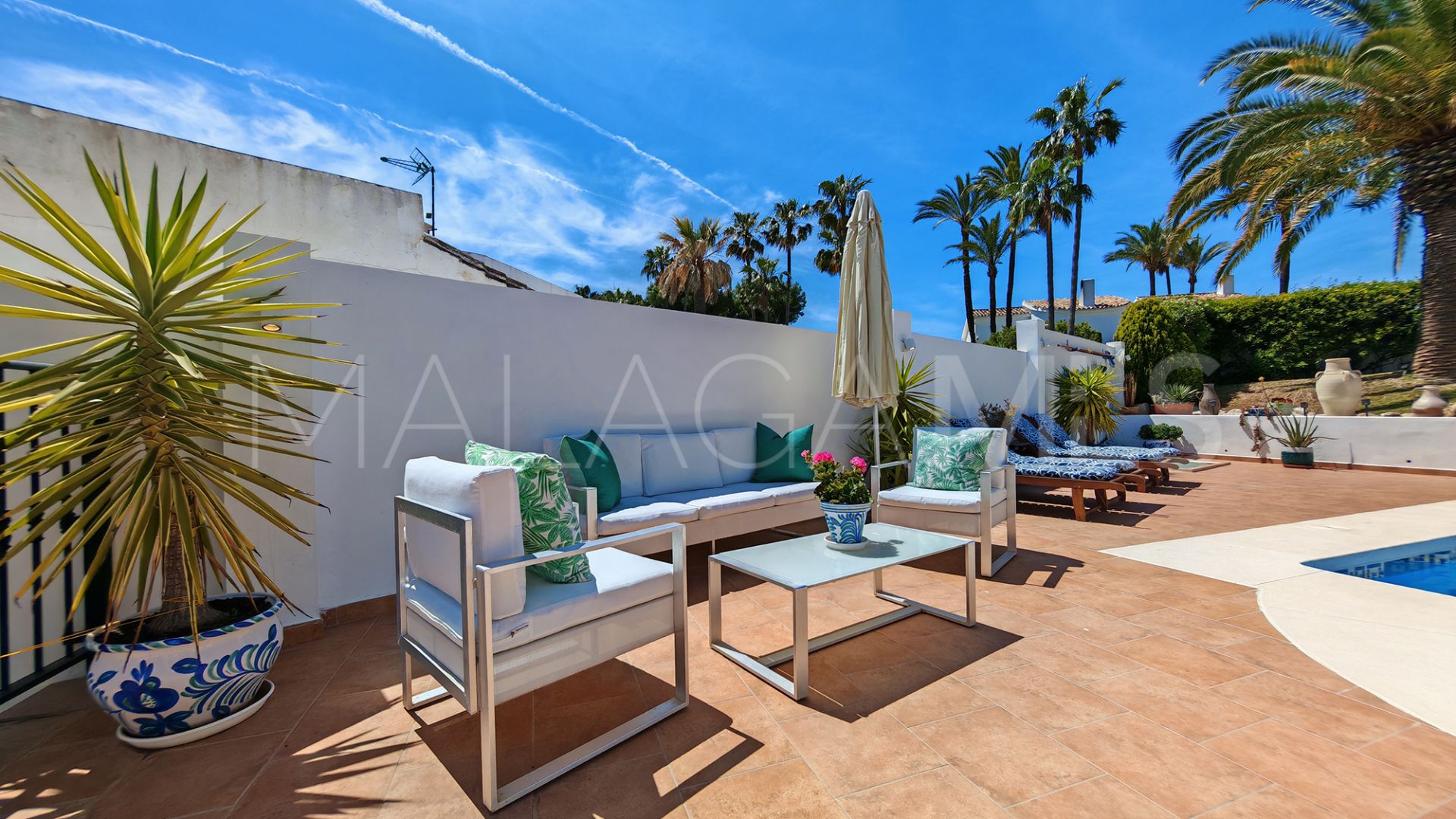 For sale Calahonda villa with 3 bedrooms
