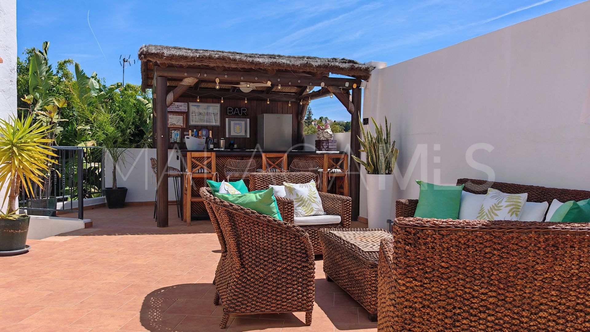 For sale Calahonda villa with 3 bedrooms
