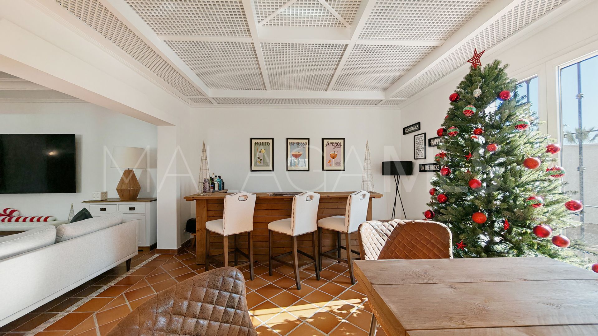 Villa for sale in Las Chapas