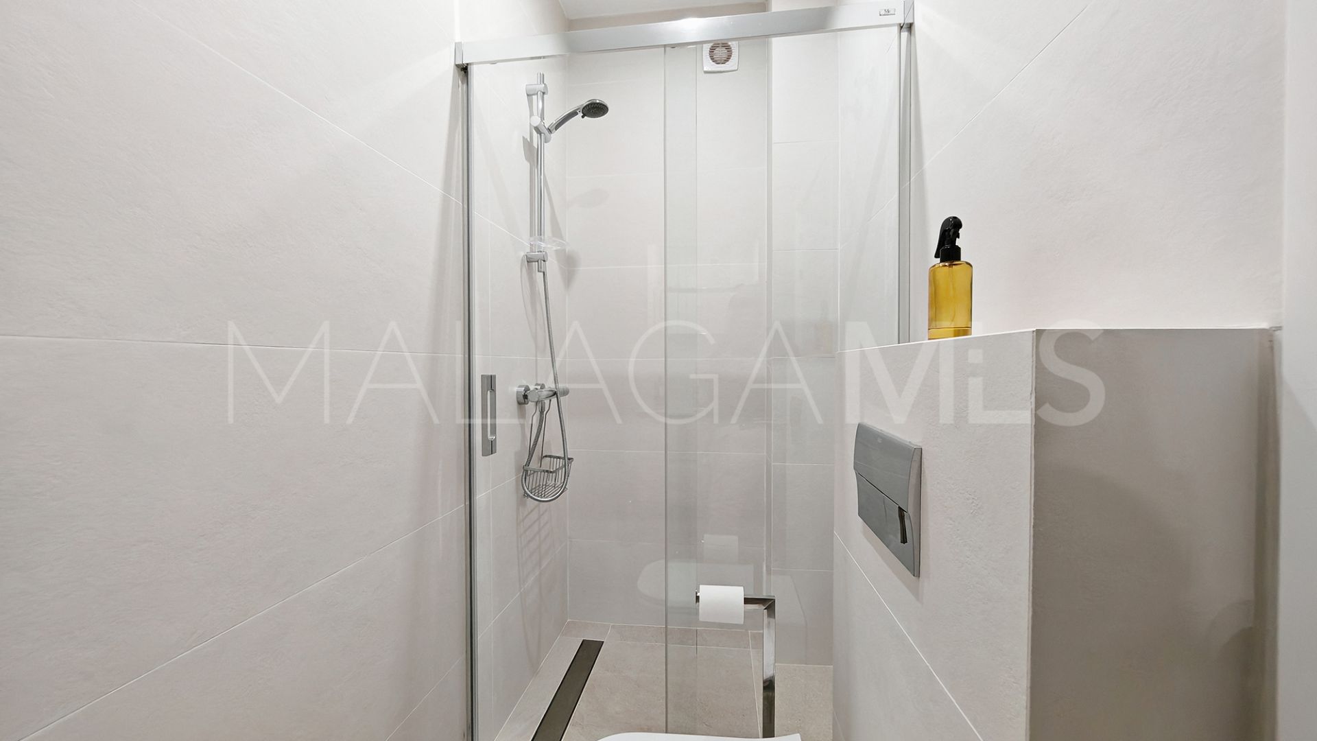 Villa for sale in Las Chapas