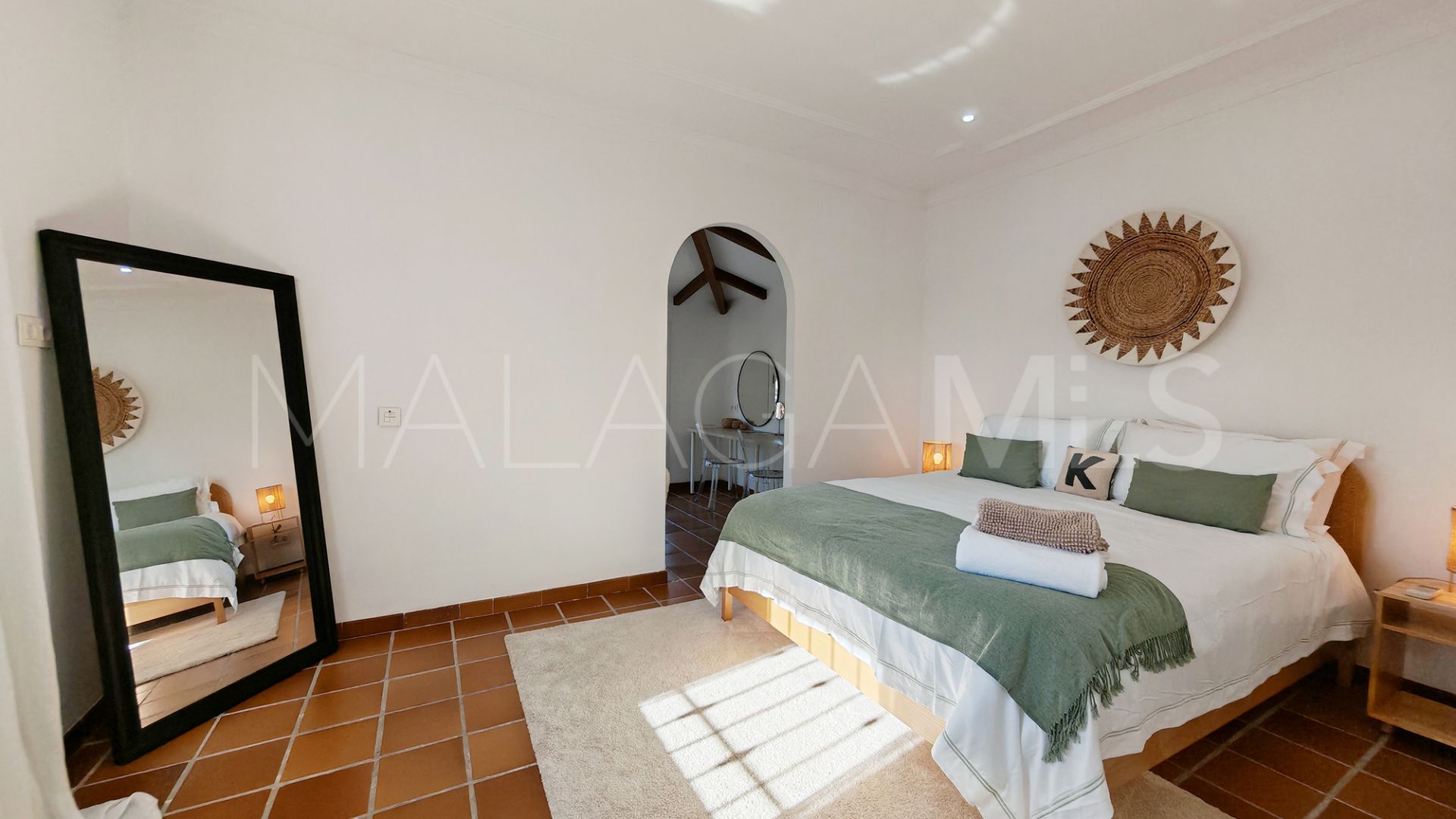 Villa for sale in Las Chapas