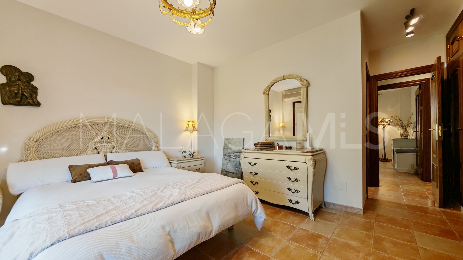 Villa for sale in Mijas Golf