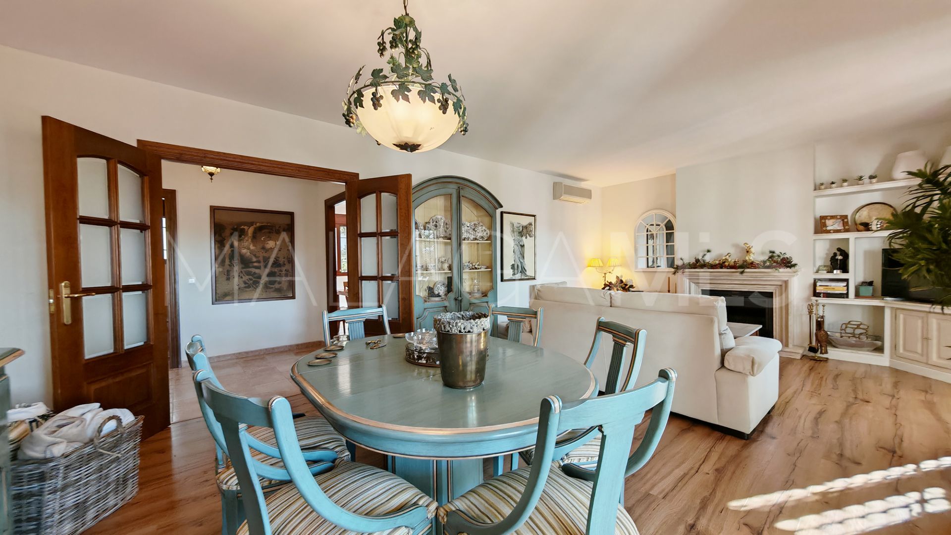 Villa for sale in Mijas Golf