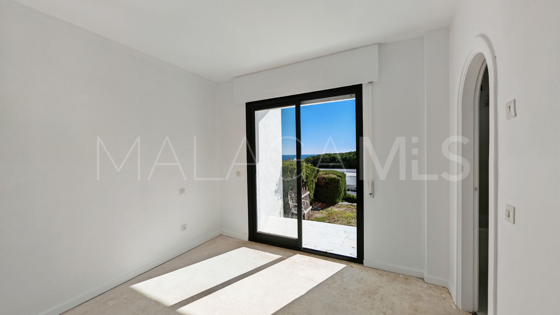 Maison de ville for sale in Cabopino