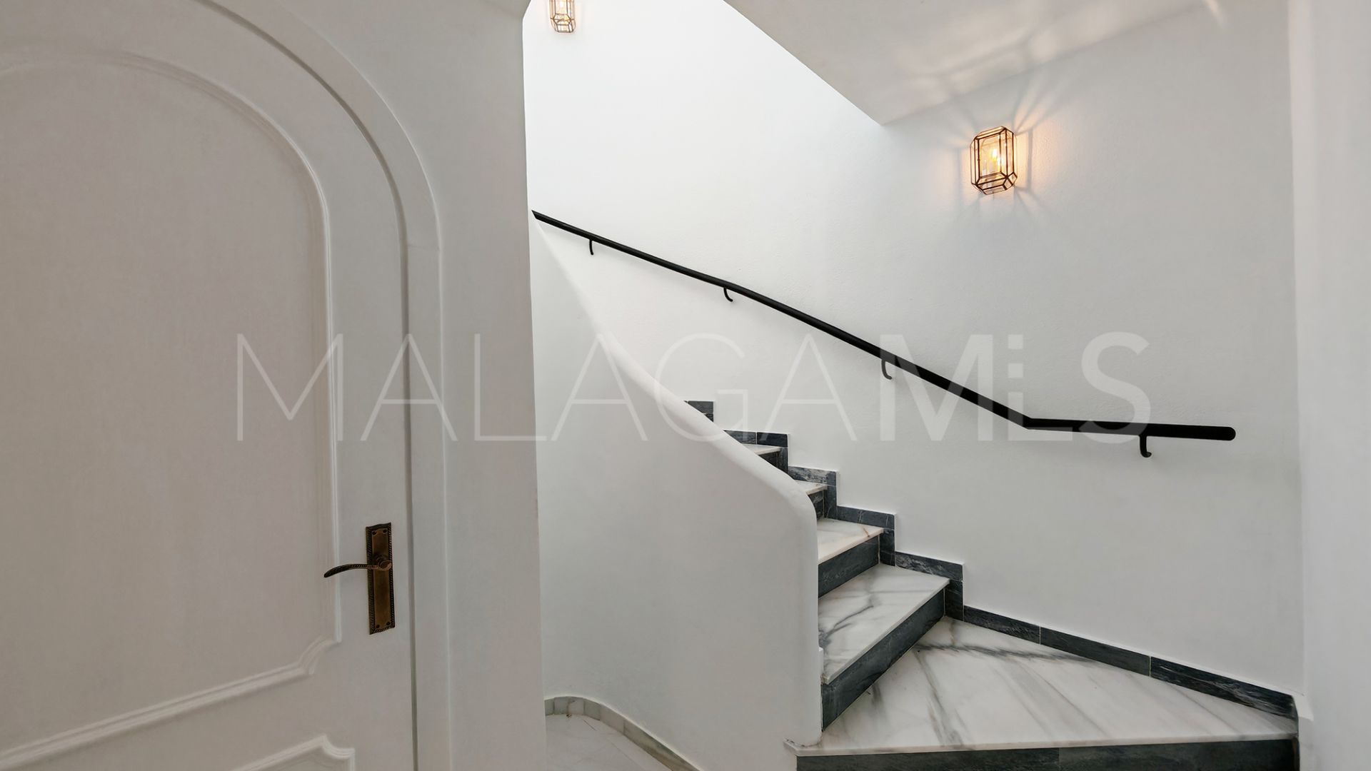 Maison de ville for sale in Cabopino