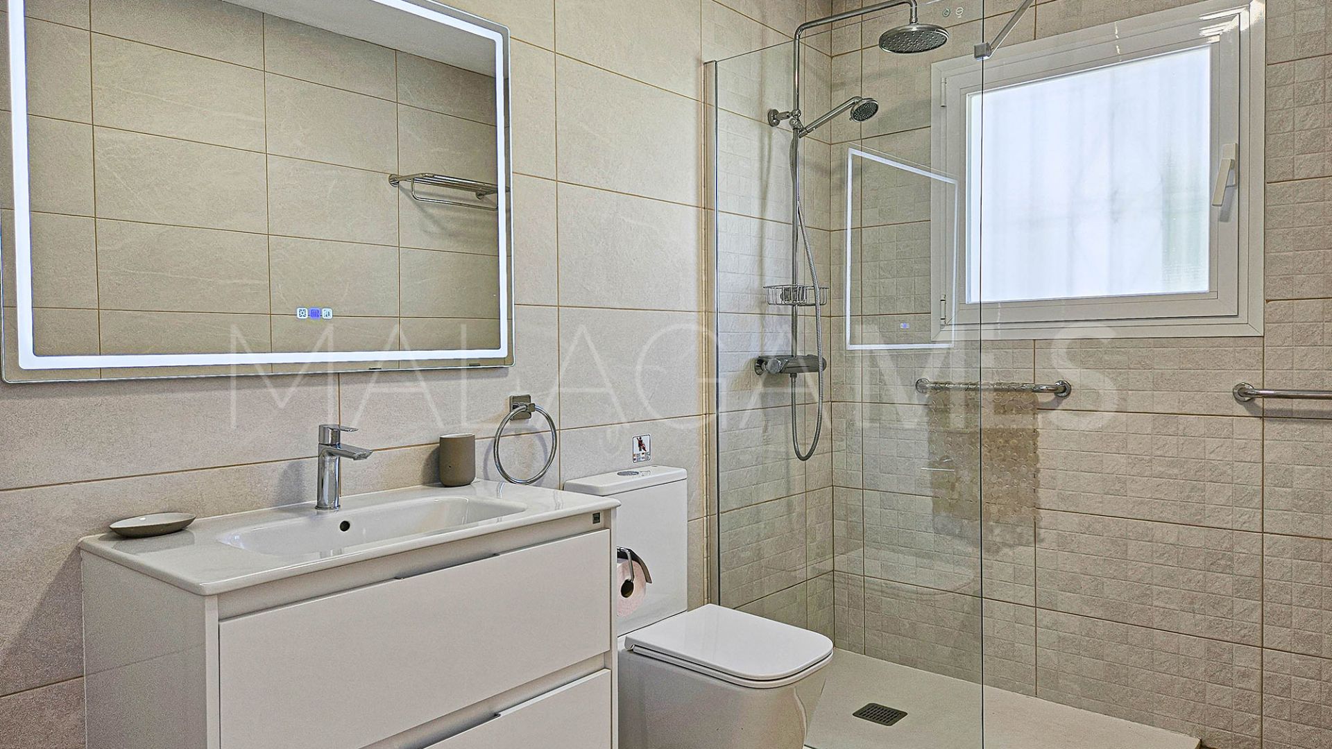 Villa for sale in Riviera del Sol