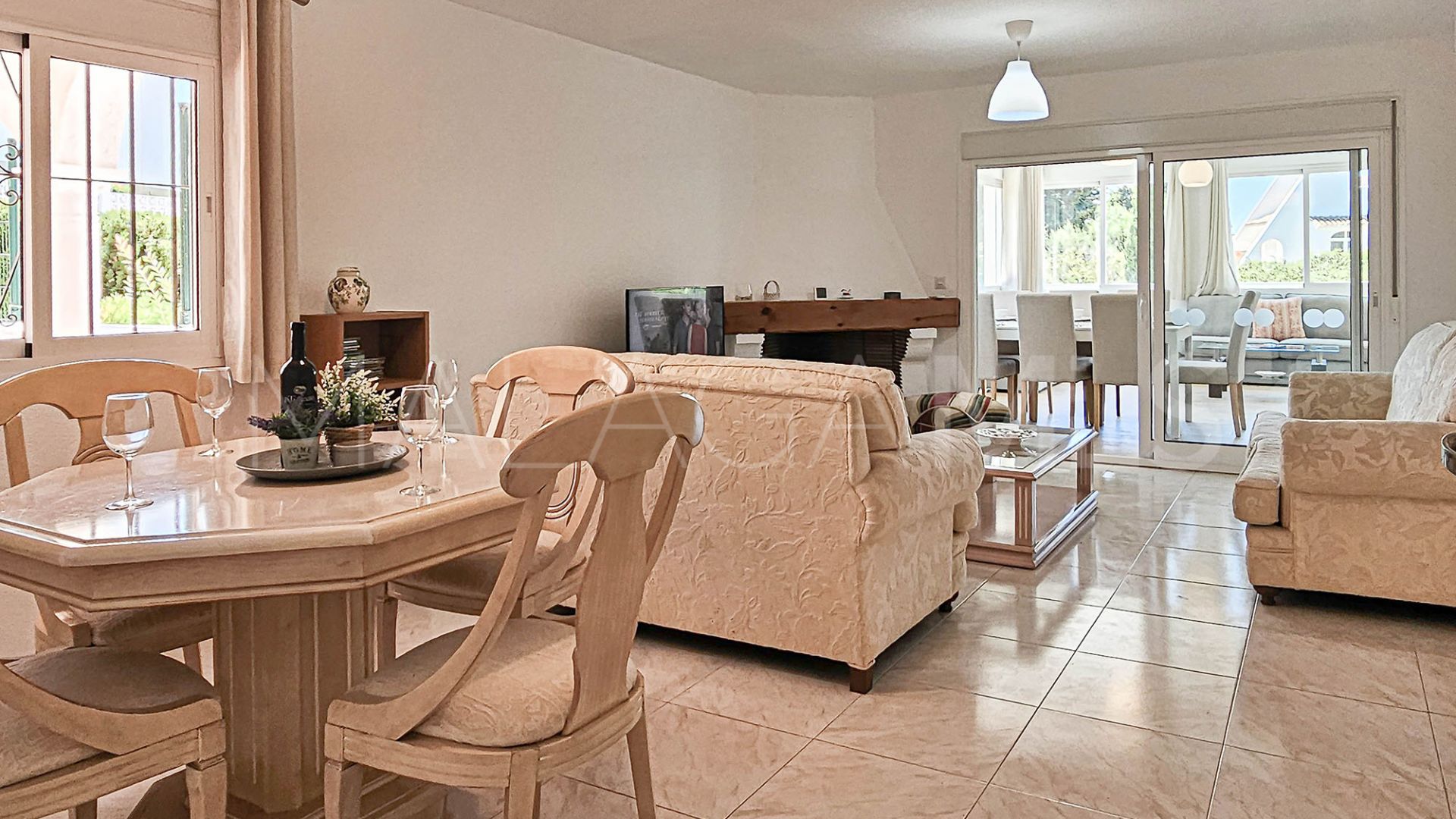 Villa for sale in Riviera del Sol