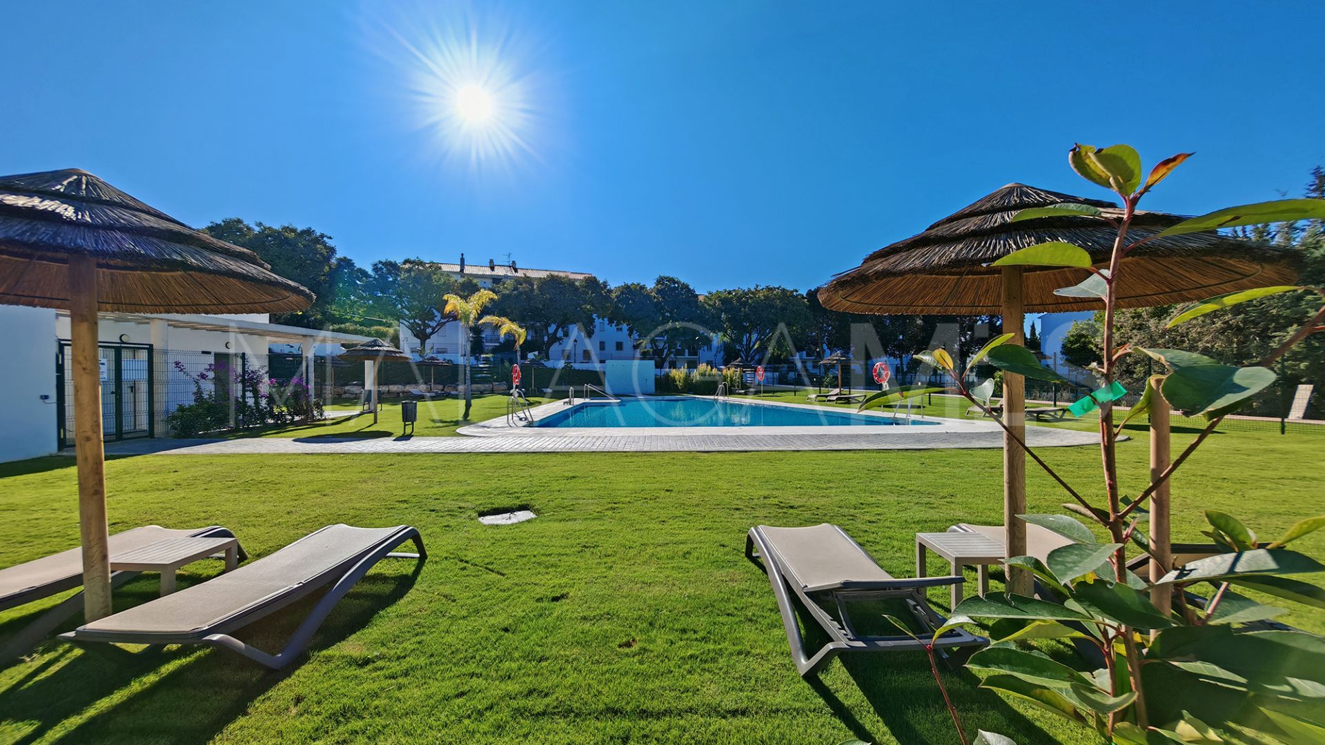 Erdgeschosswohnung for sale in Estepona